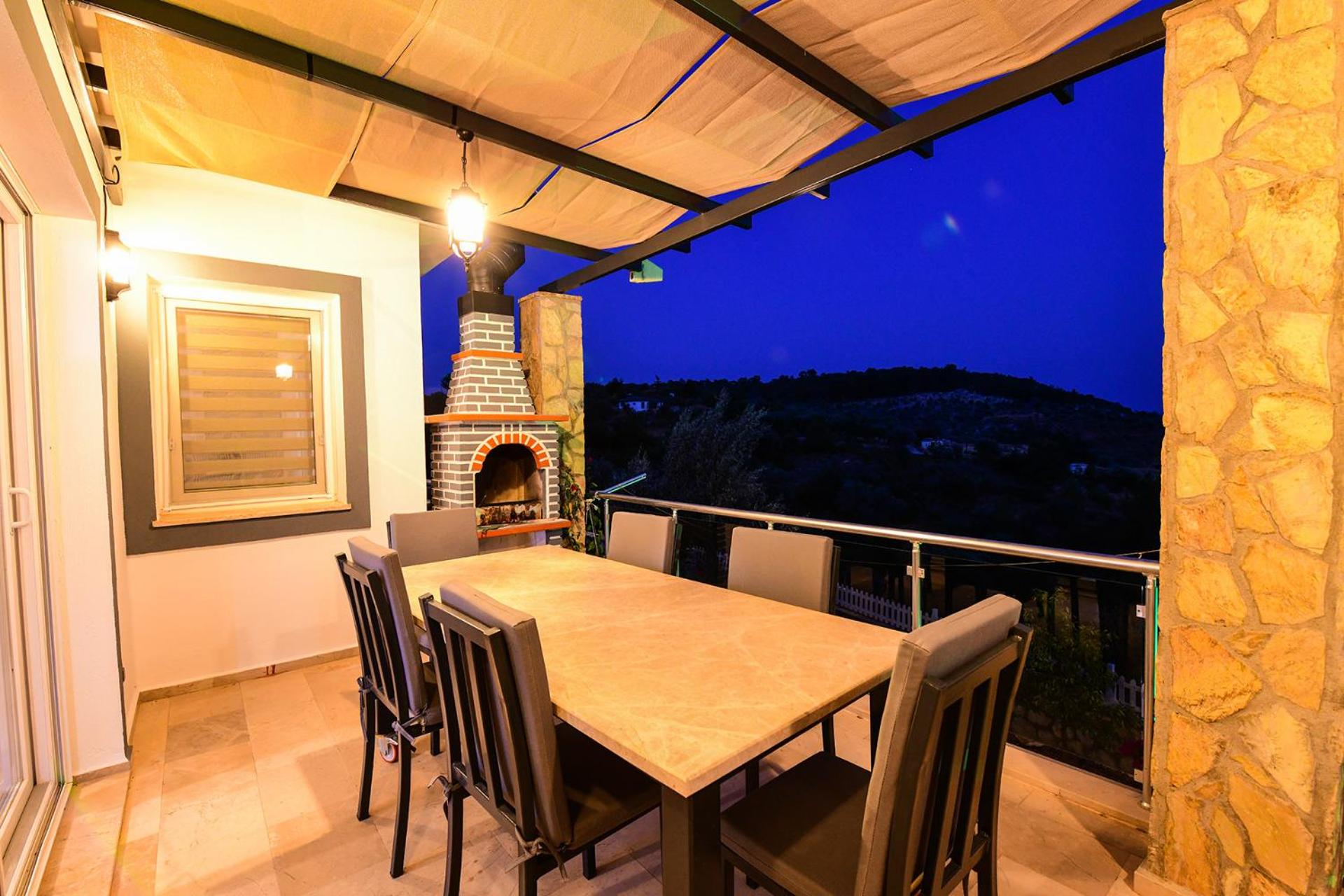 Villa Moonlight