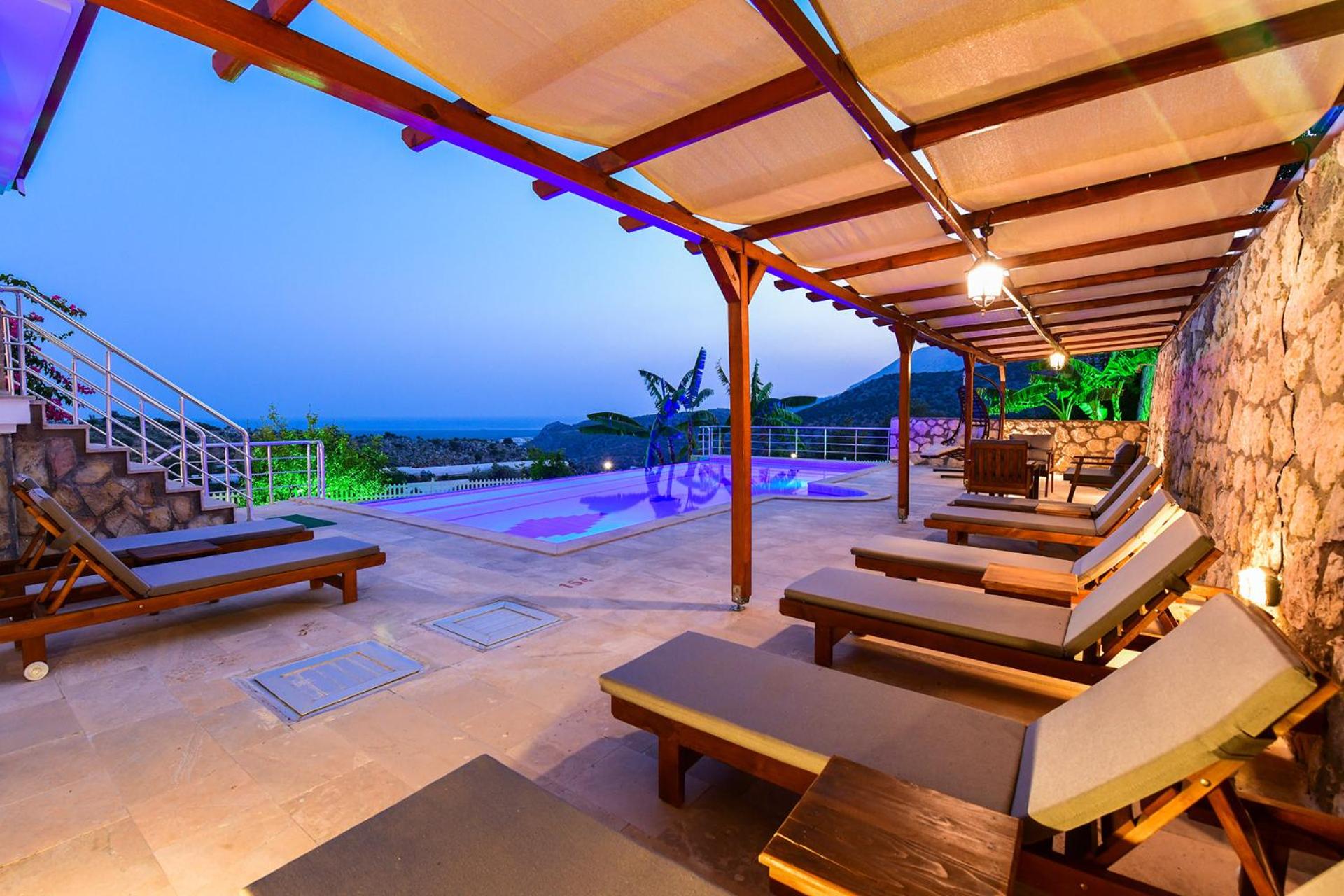 Villa Moonlight