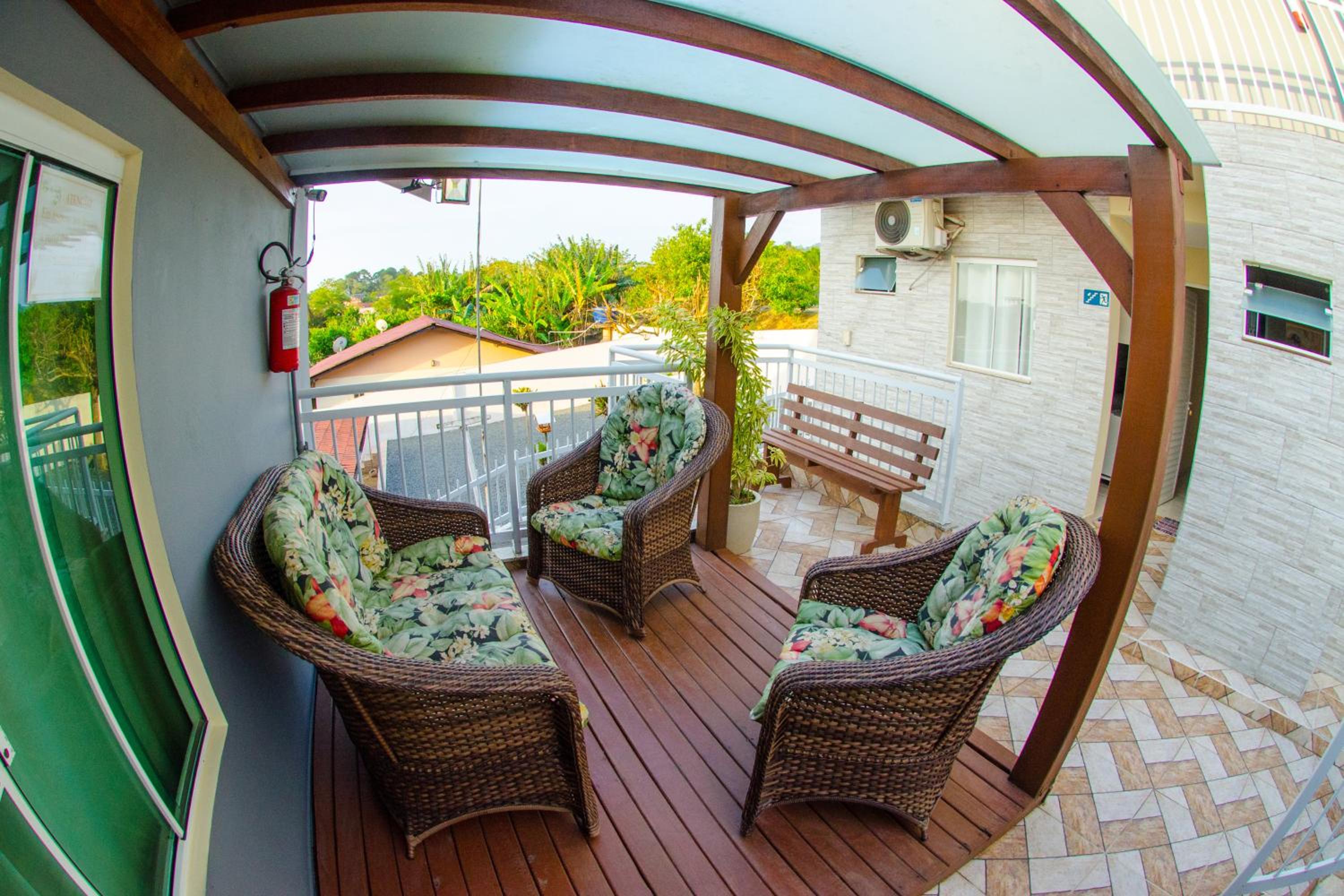 balcony