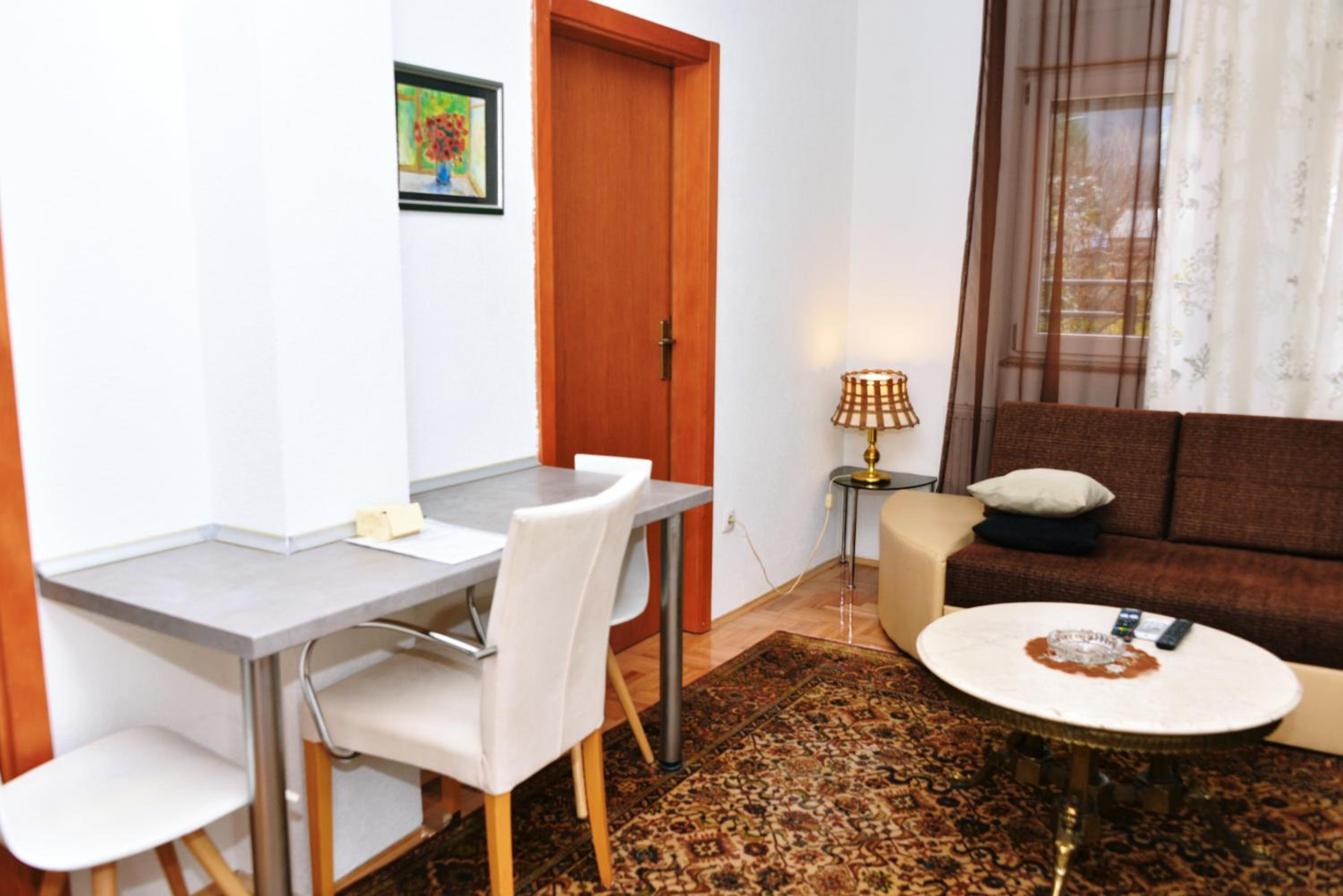 Apartman centar blizina Kastela i Splava