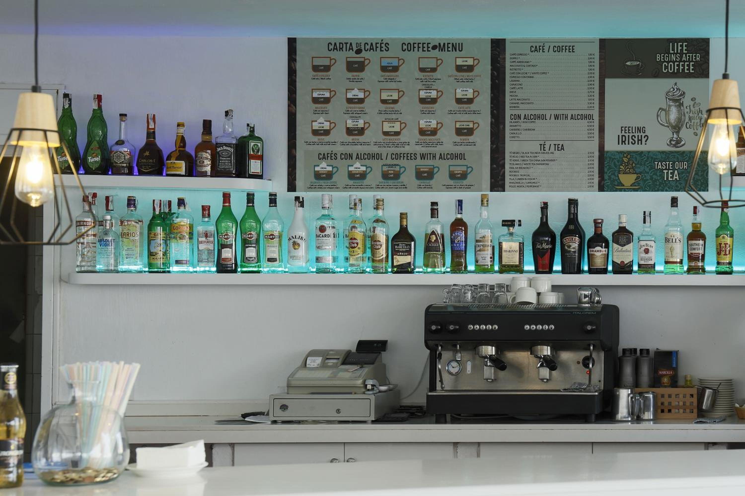 bar
