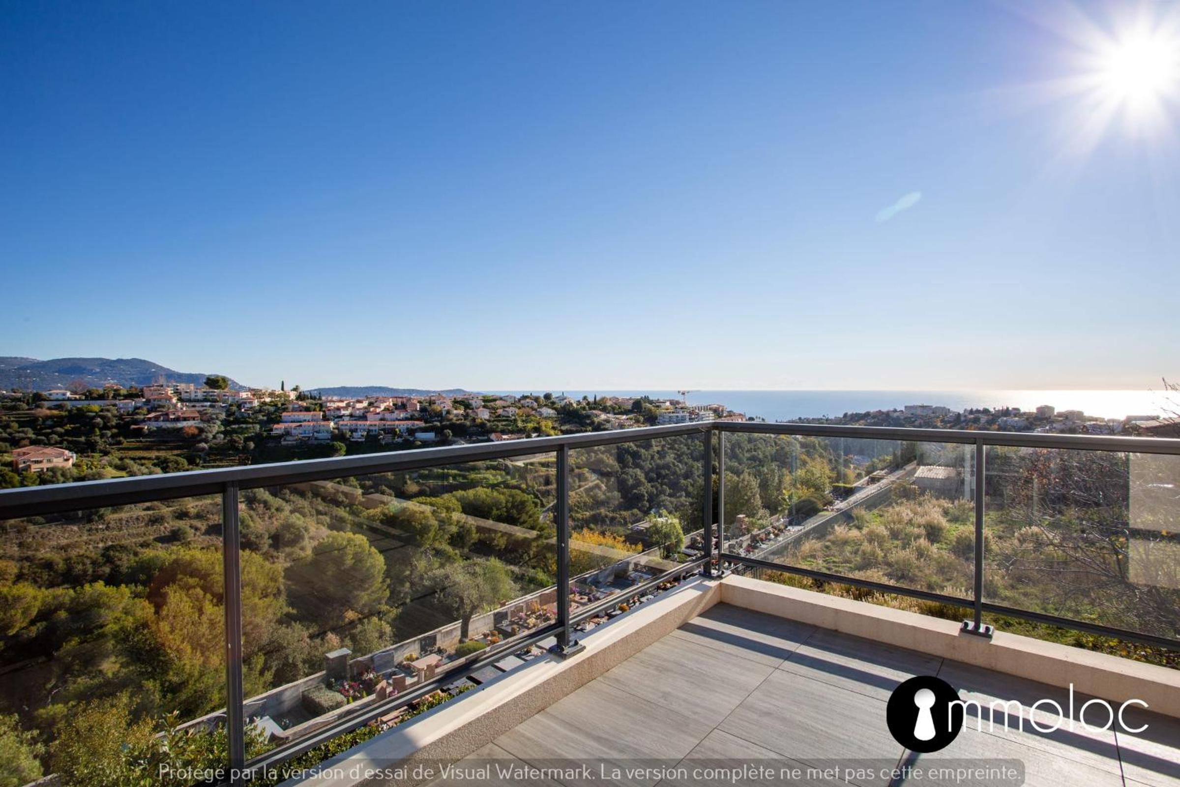 Apartment with swimming pool and garage in a standing residence photo 2