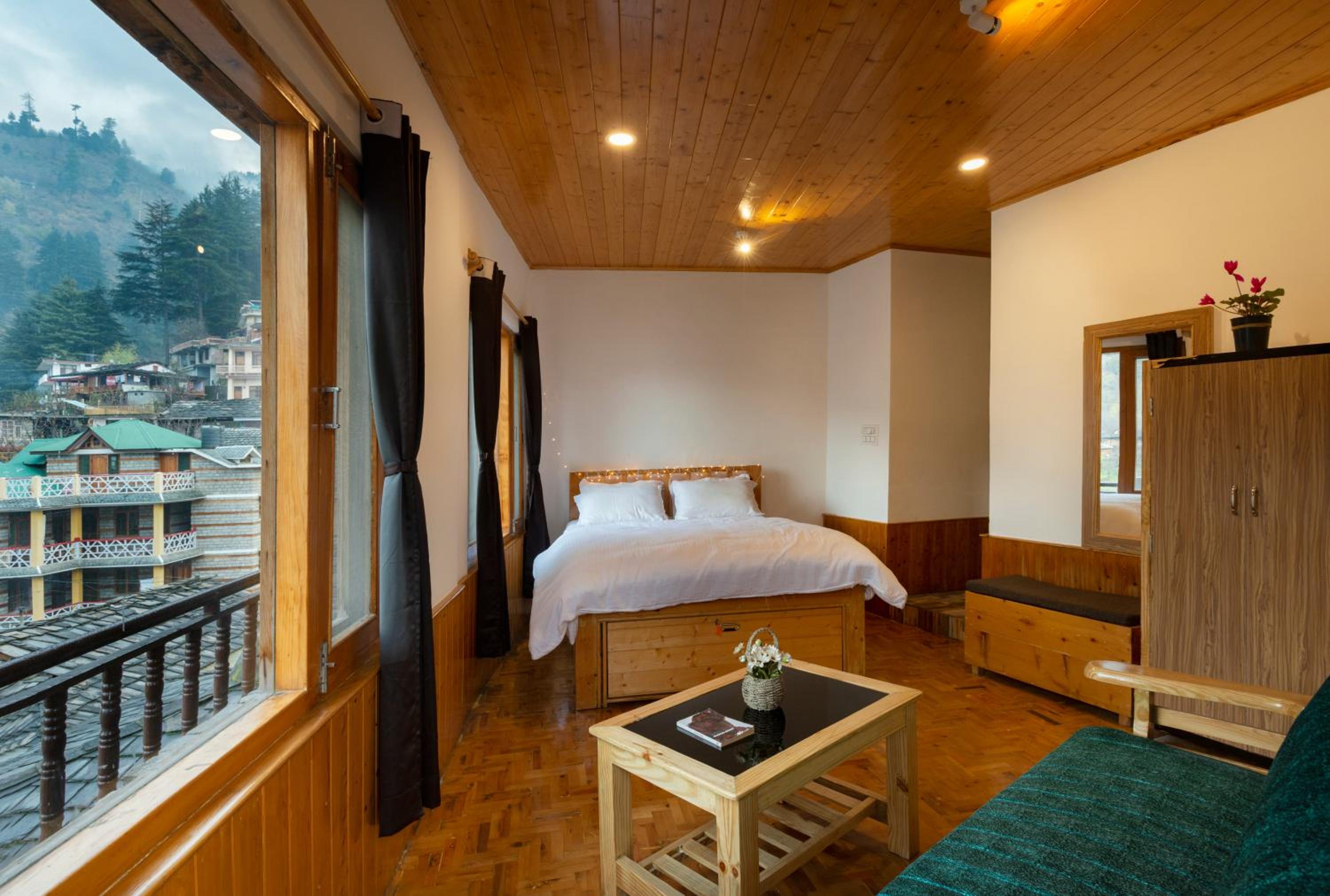 Robinhood Travel Hostel view 2