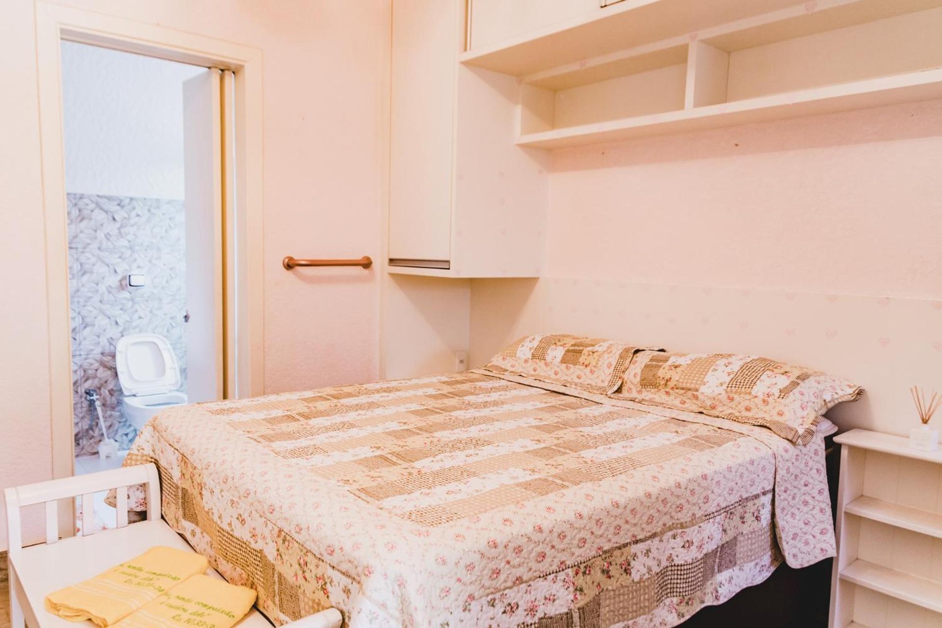 Incrivel casa com ampla area de lazer em Atibaia