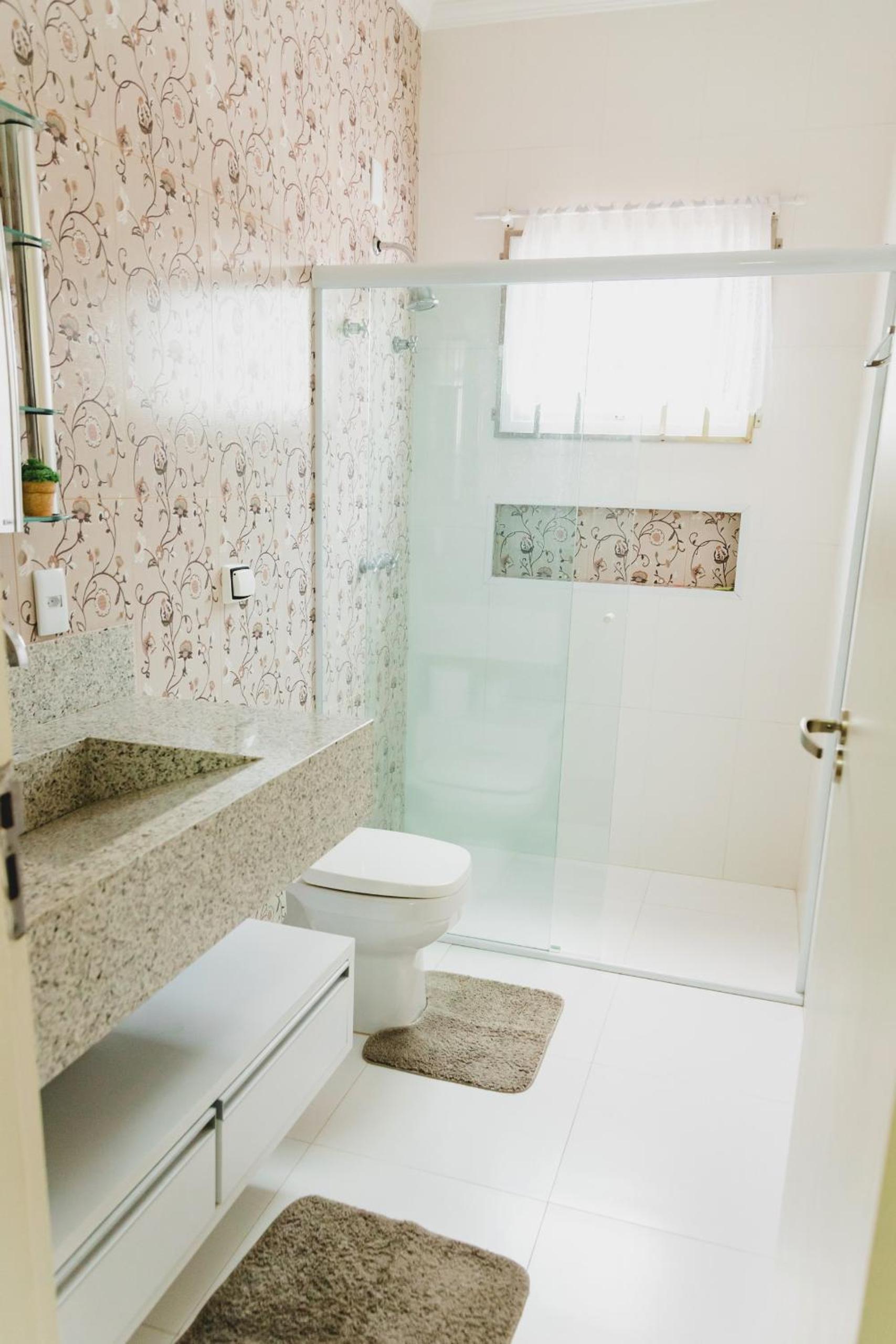 Incrivel casa com ampla area de lazer em Atibaia