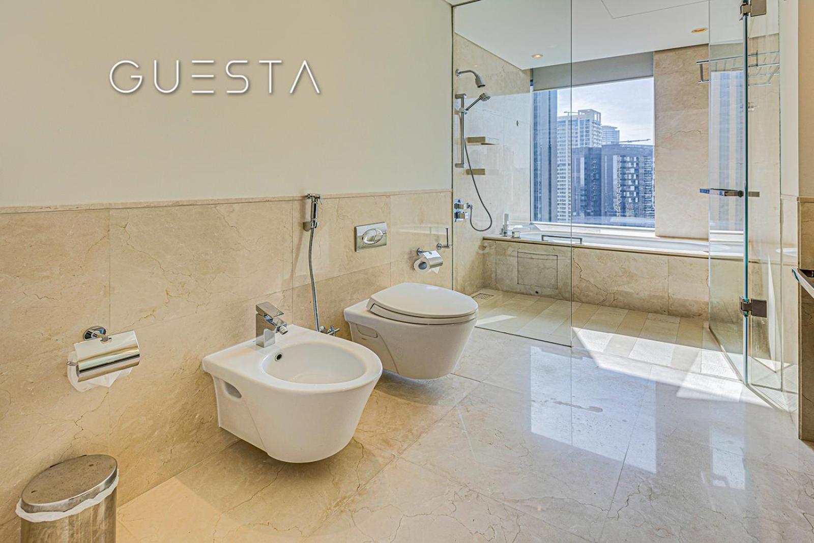 Address Marina Mall Apartments, Dubai Marina