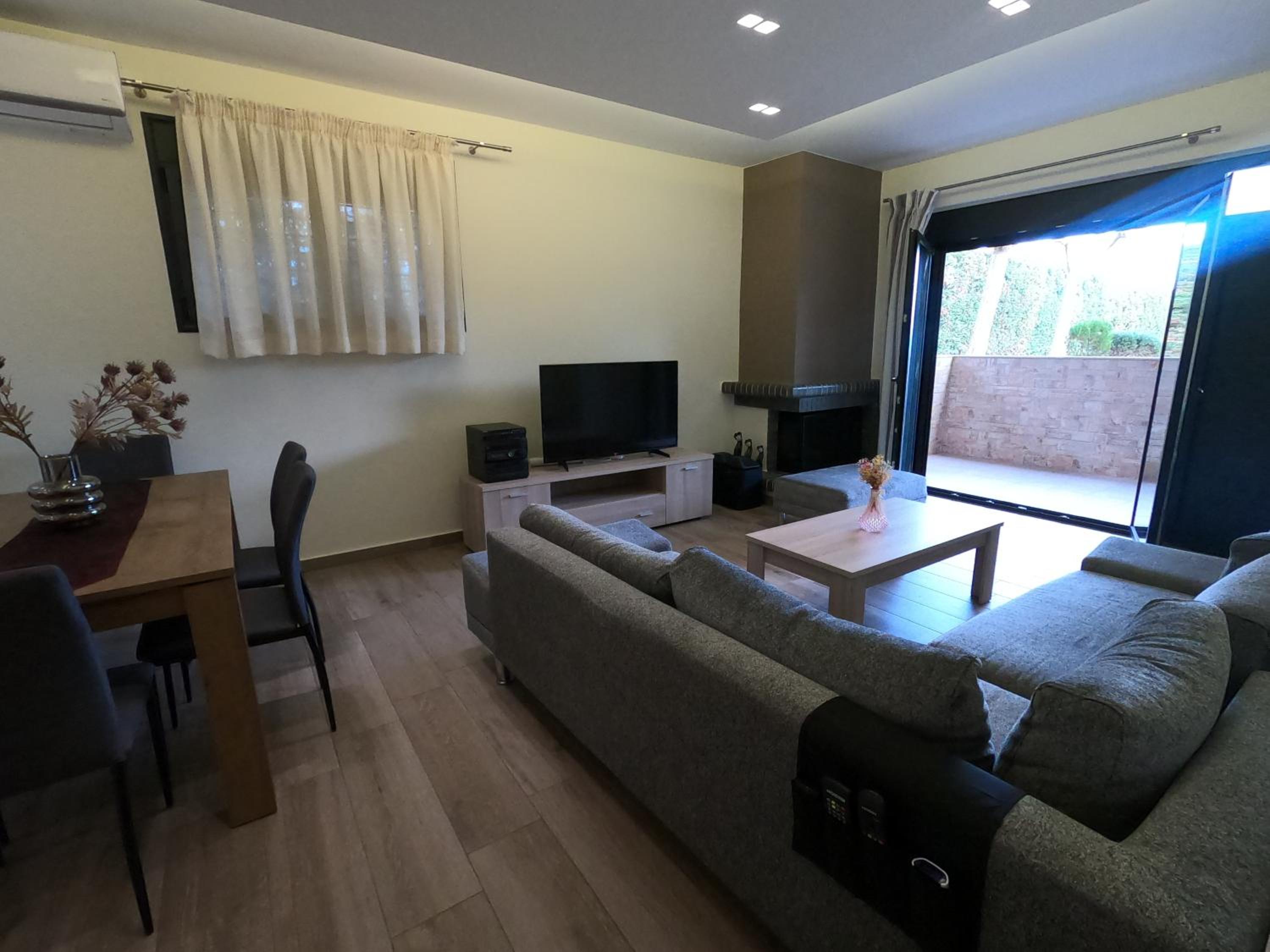 65 sqm modern house with 600 sqm garden for 4 guests photo 2