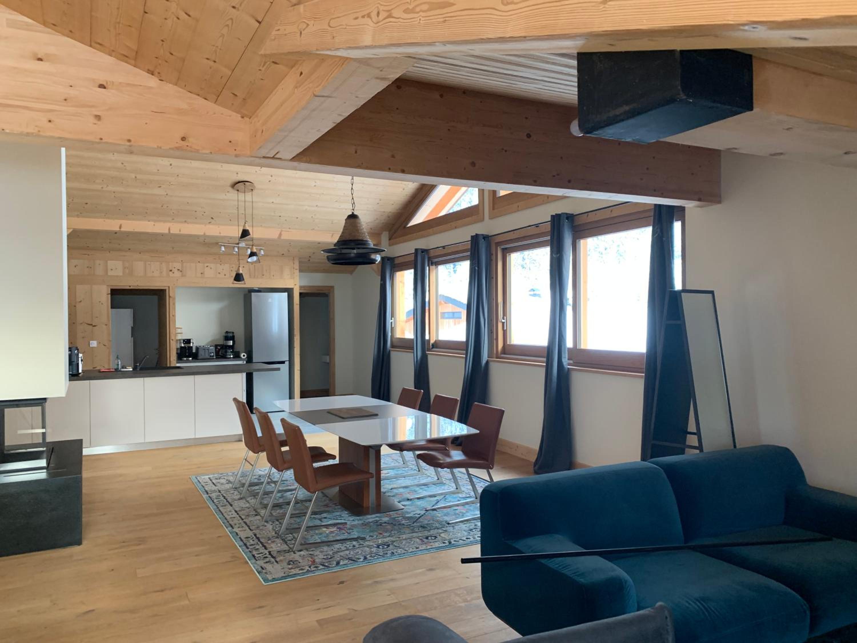 CHALET Mitoyen LE RUSTICANA view 3
