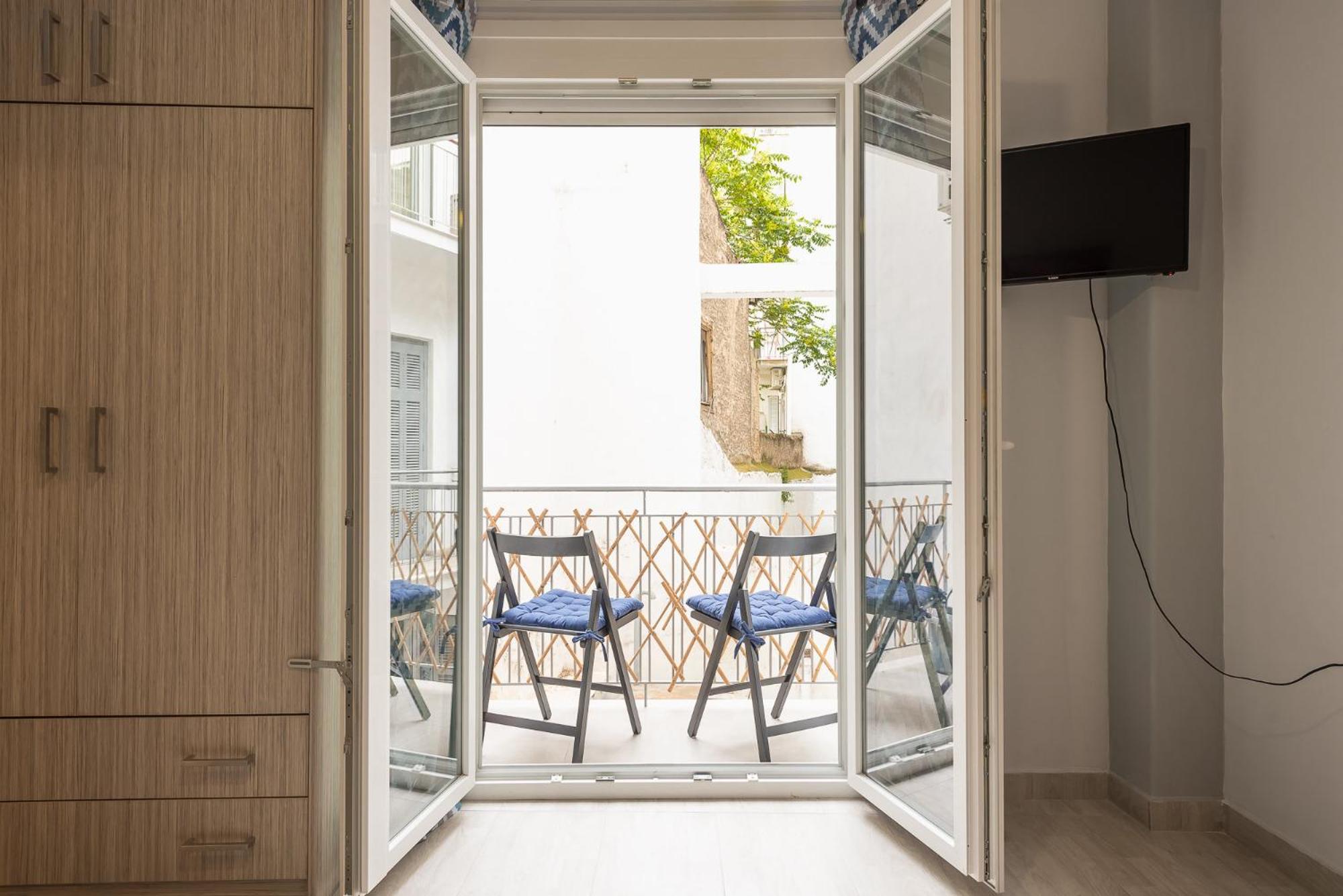 Sweet and Central apt for 2