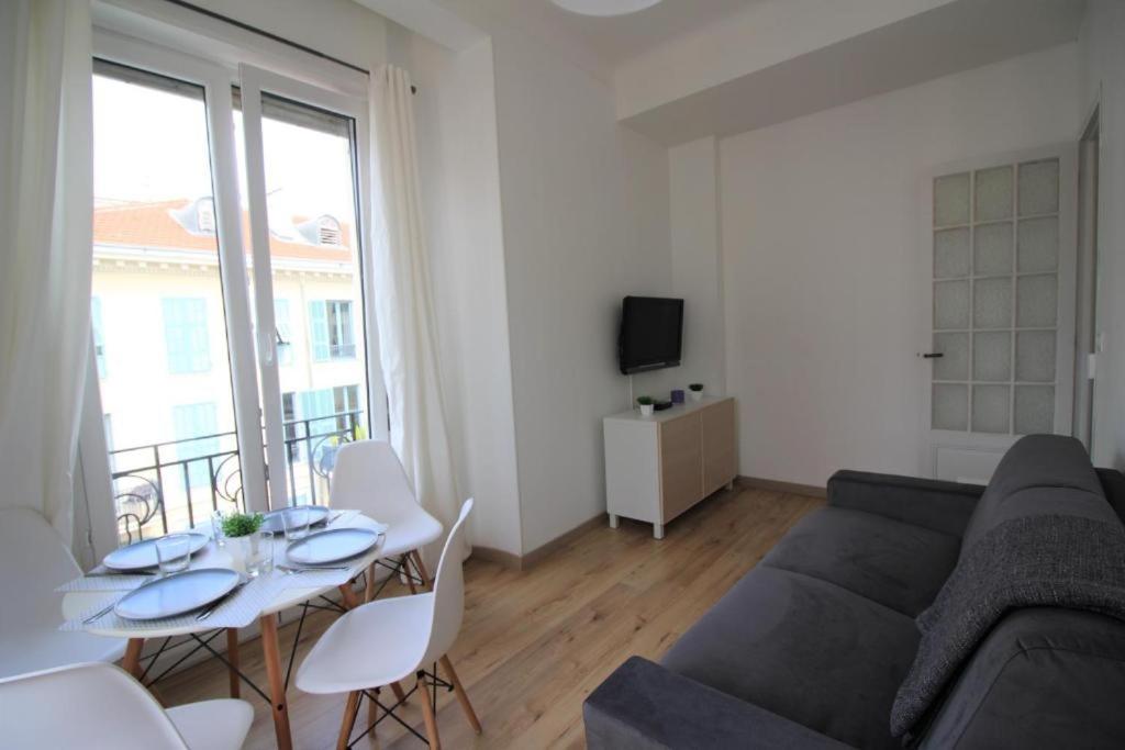 Nice Renting - NOTRE DAME - Cosy Loft Perfect View on the roofs photo 5