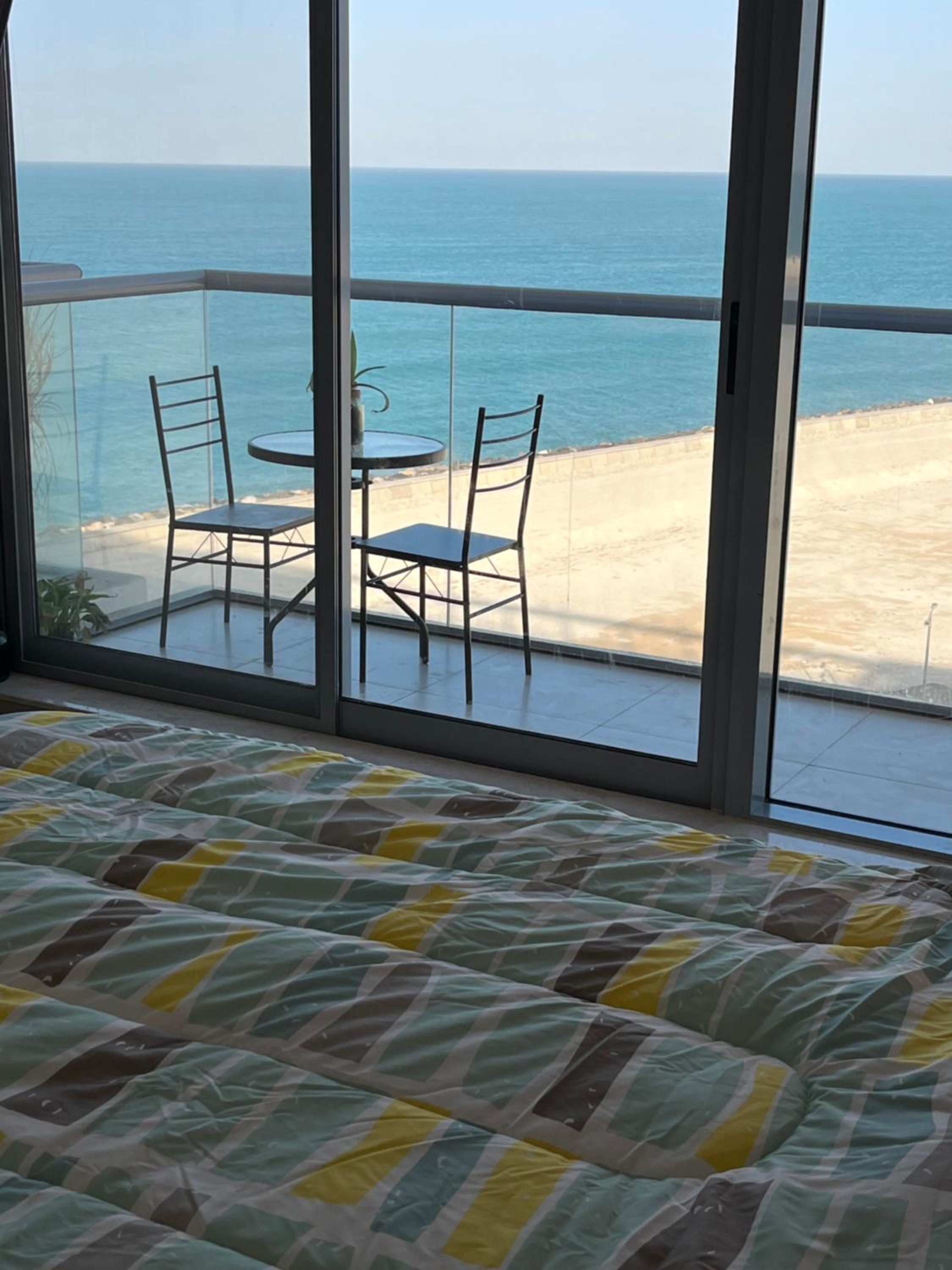 Incredible Ocean View Studio Aprtment in Al Marjan Island