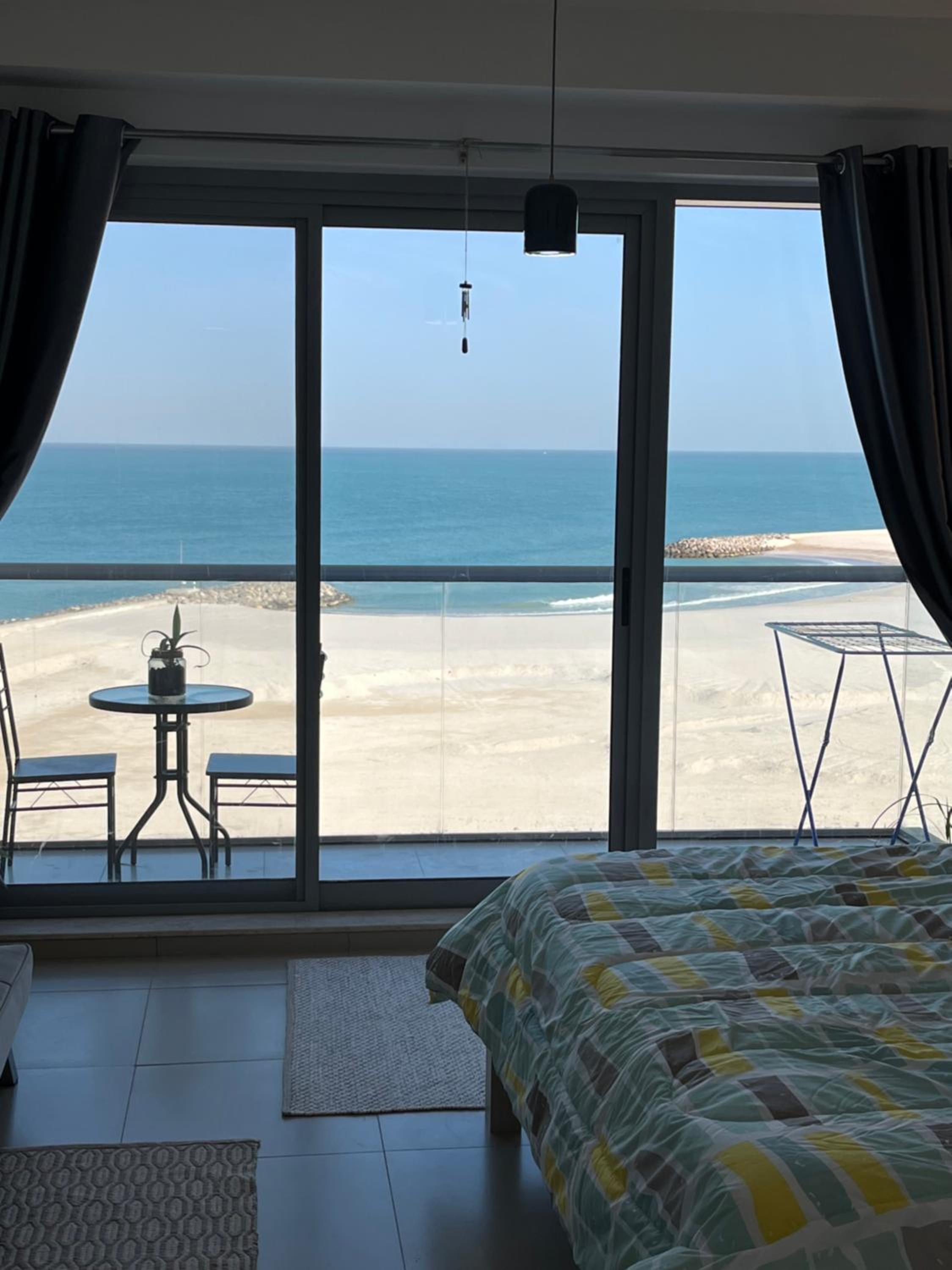 Incredible Ocean View Studio Aprtment in Al Marjan Island — photo 27
