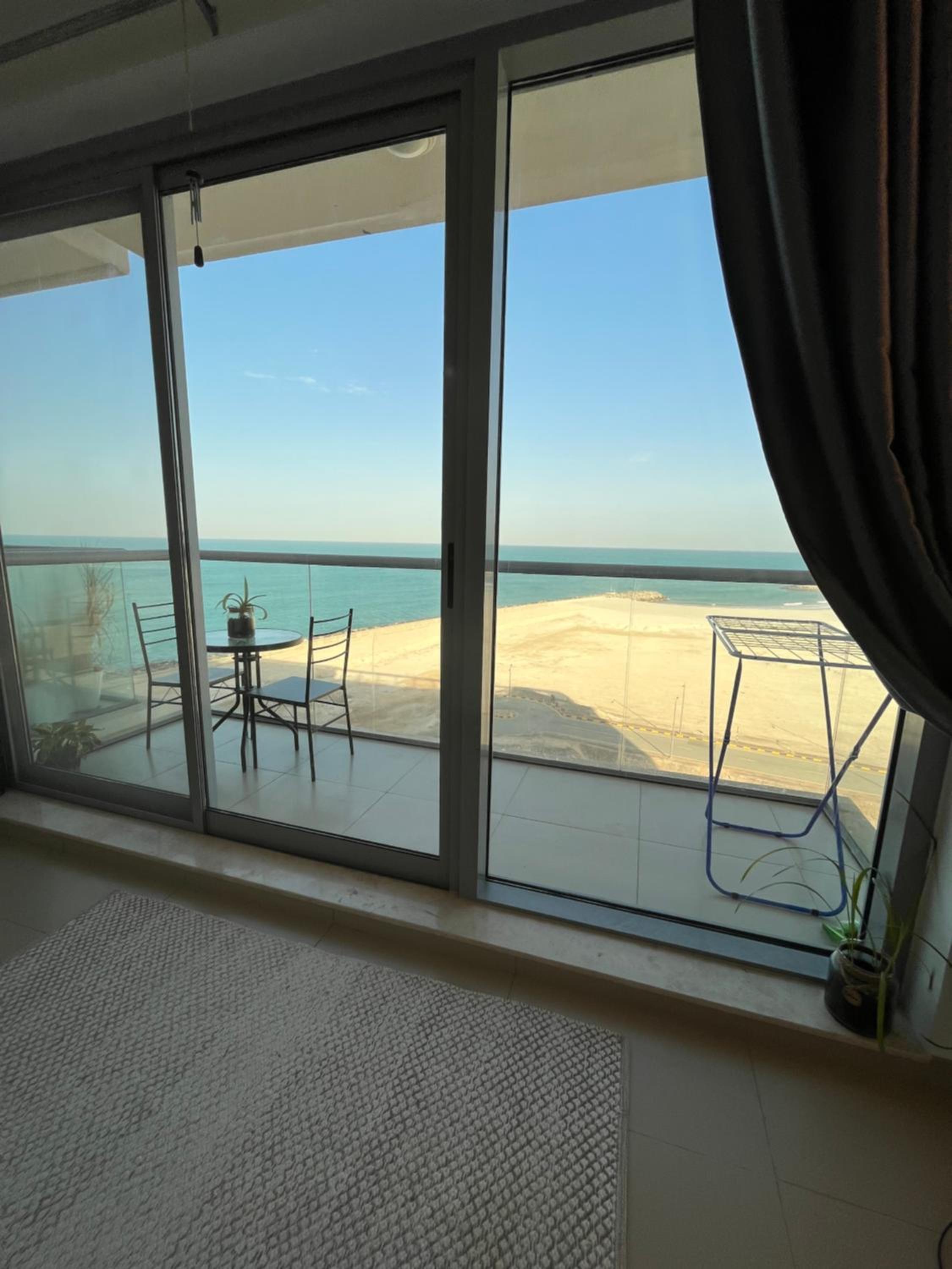 Incredible Ocean View Studio Aprtment in Al Marjan Island — photo 35