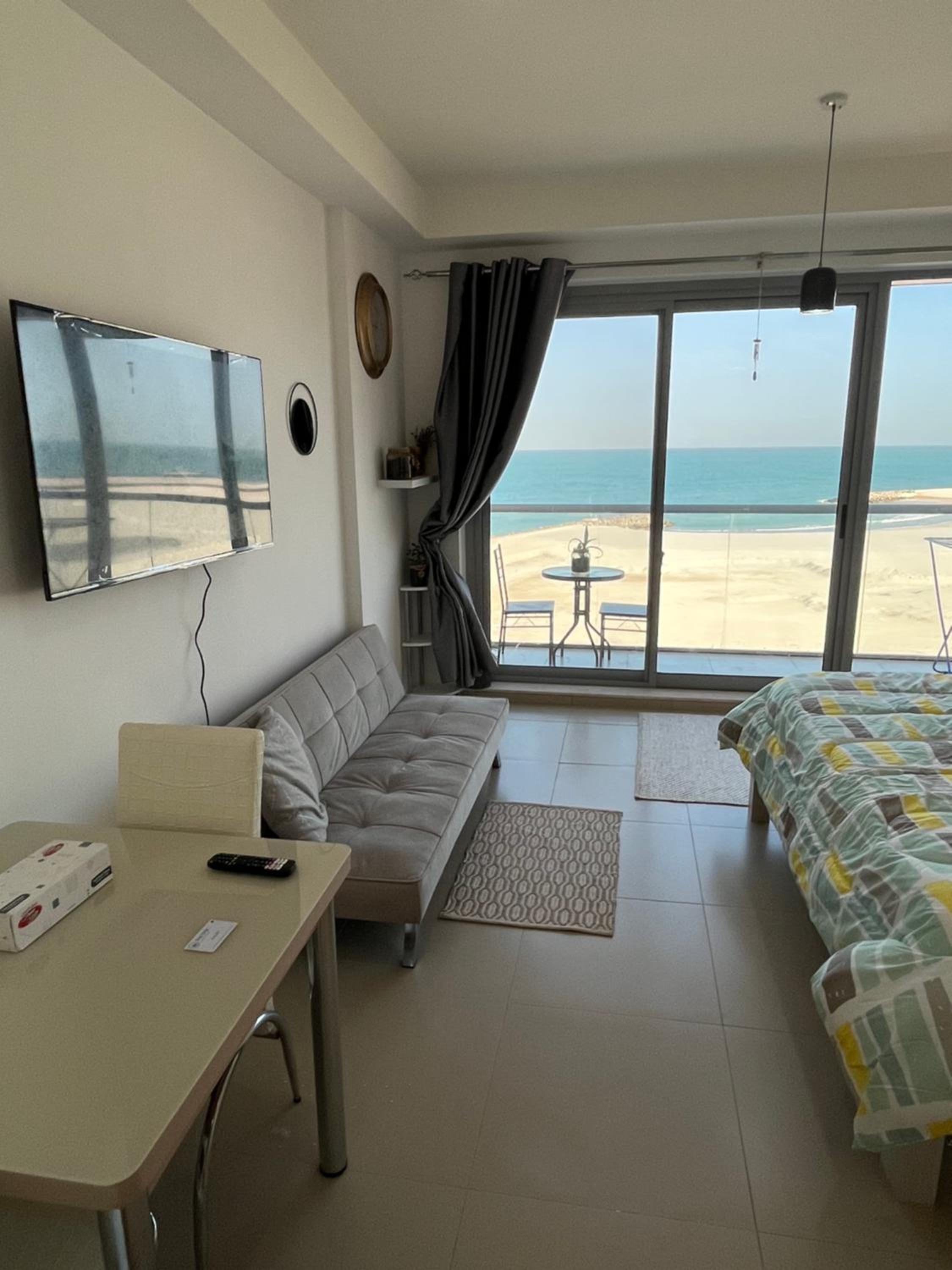 Incredible Ocean View Studio Aprtment in Al Marjan Island — photo 59