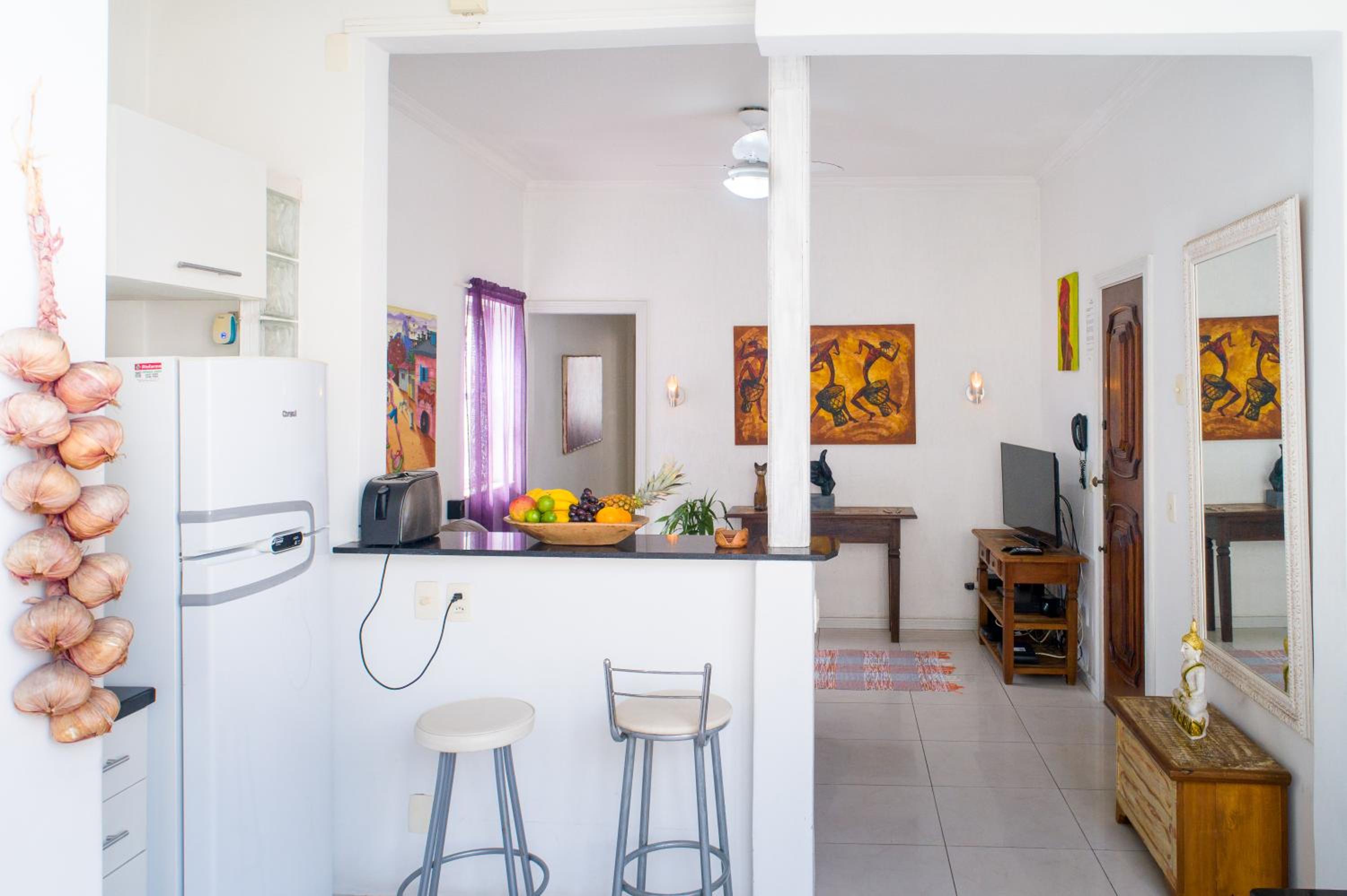 Lindo apartamento de 2 quartos ao lado da Praia de Copacabana!