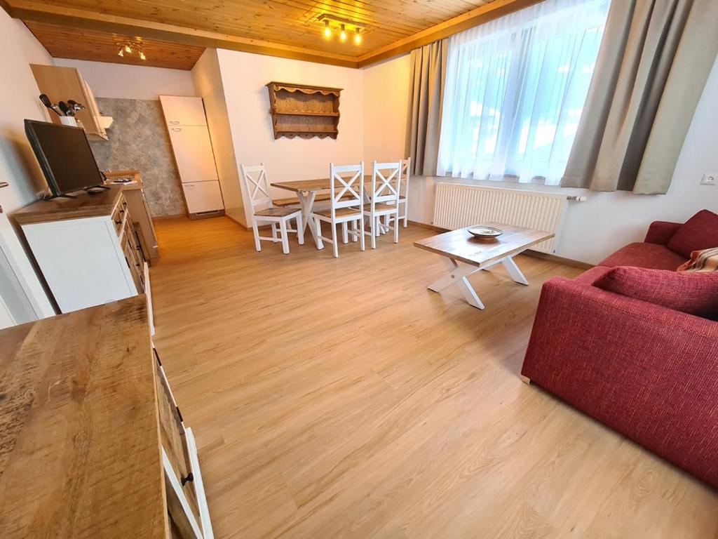 Apartments Juri & Hermann 1
