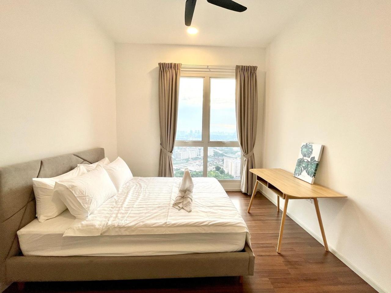 UNA Serviced Apartment by Moka