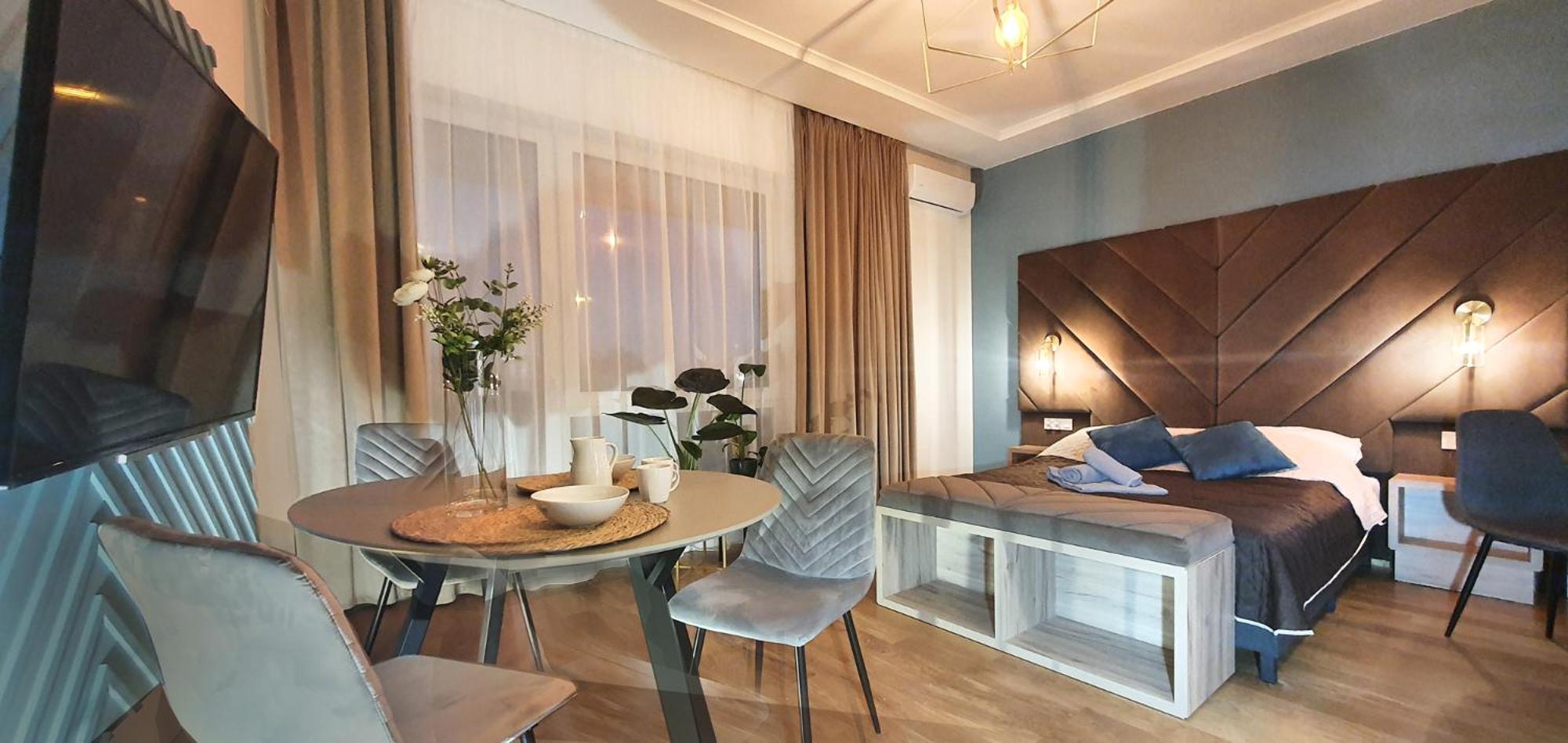 DK Premium UkielPark view 2