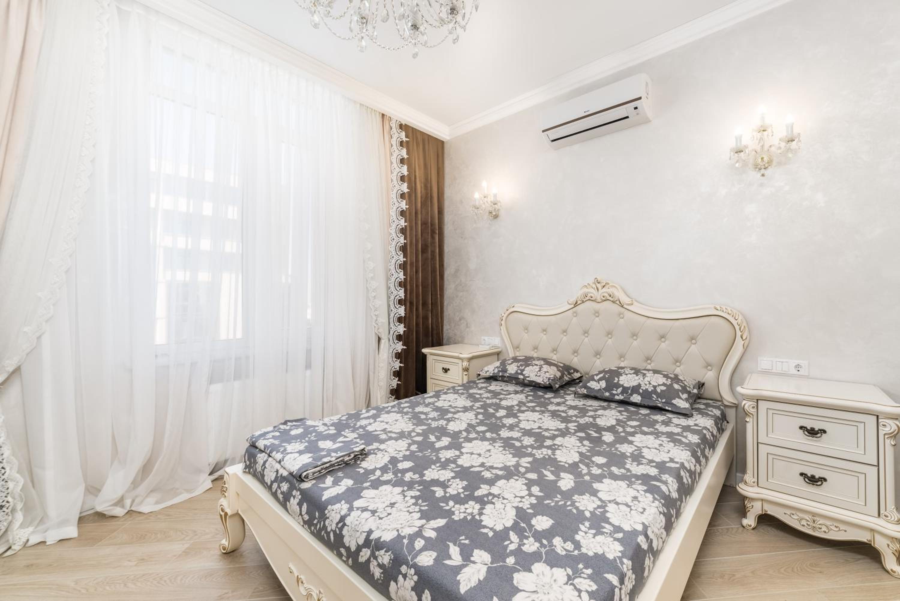 Gagarin Plaza Panoramic Sea View Apartment