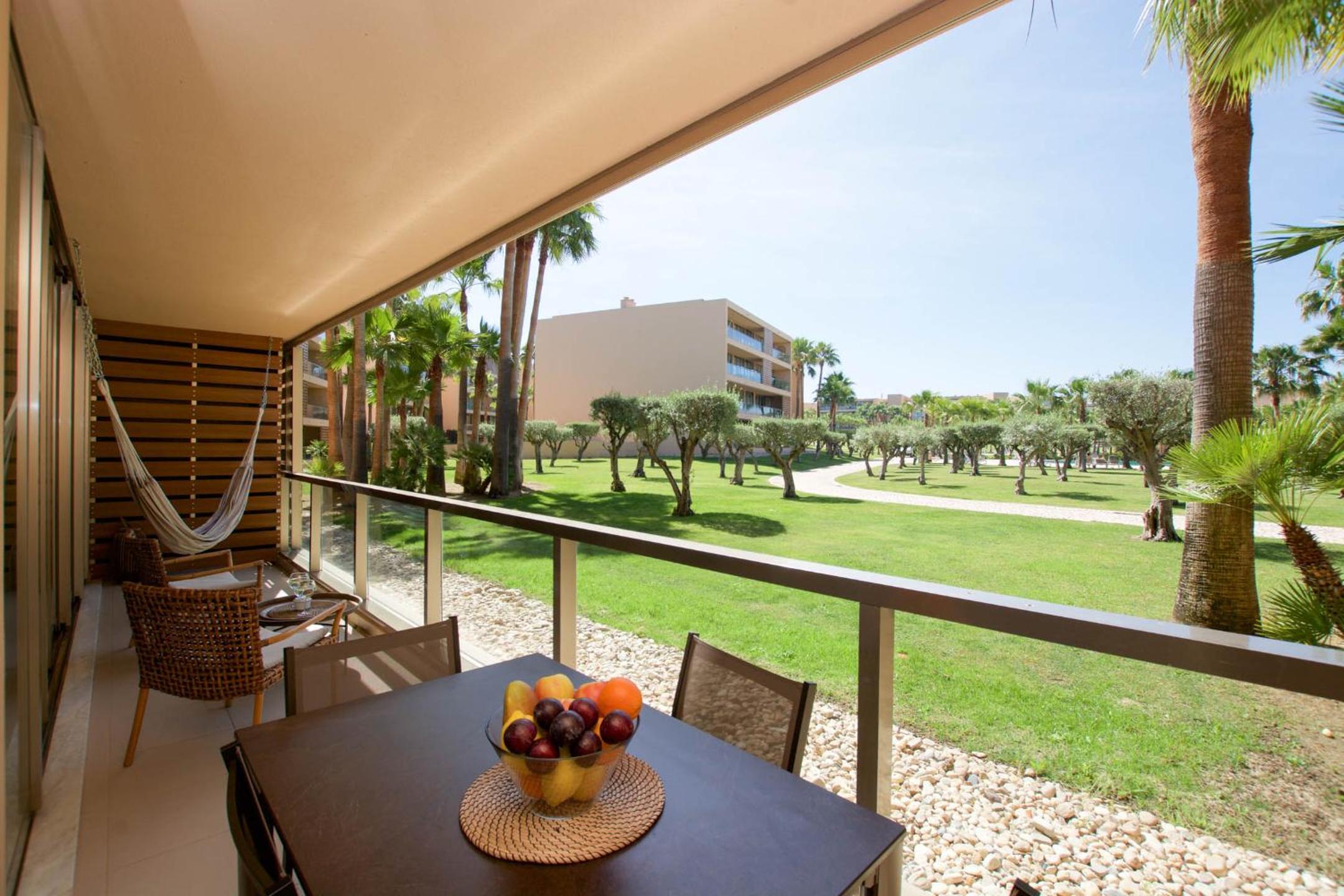 Hotel Salgados T3 - Vista Piscina - Image 1