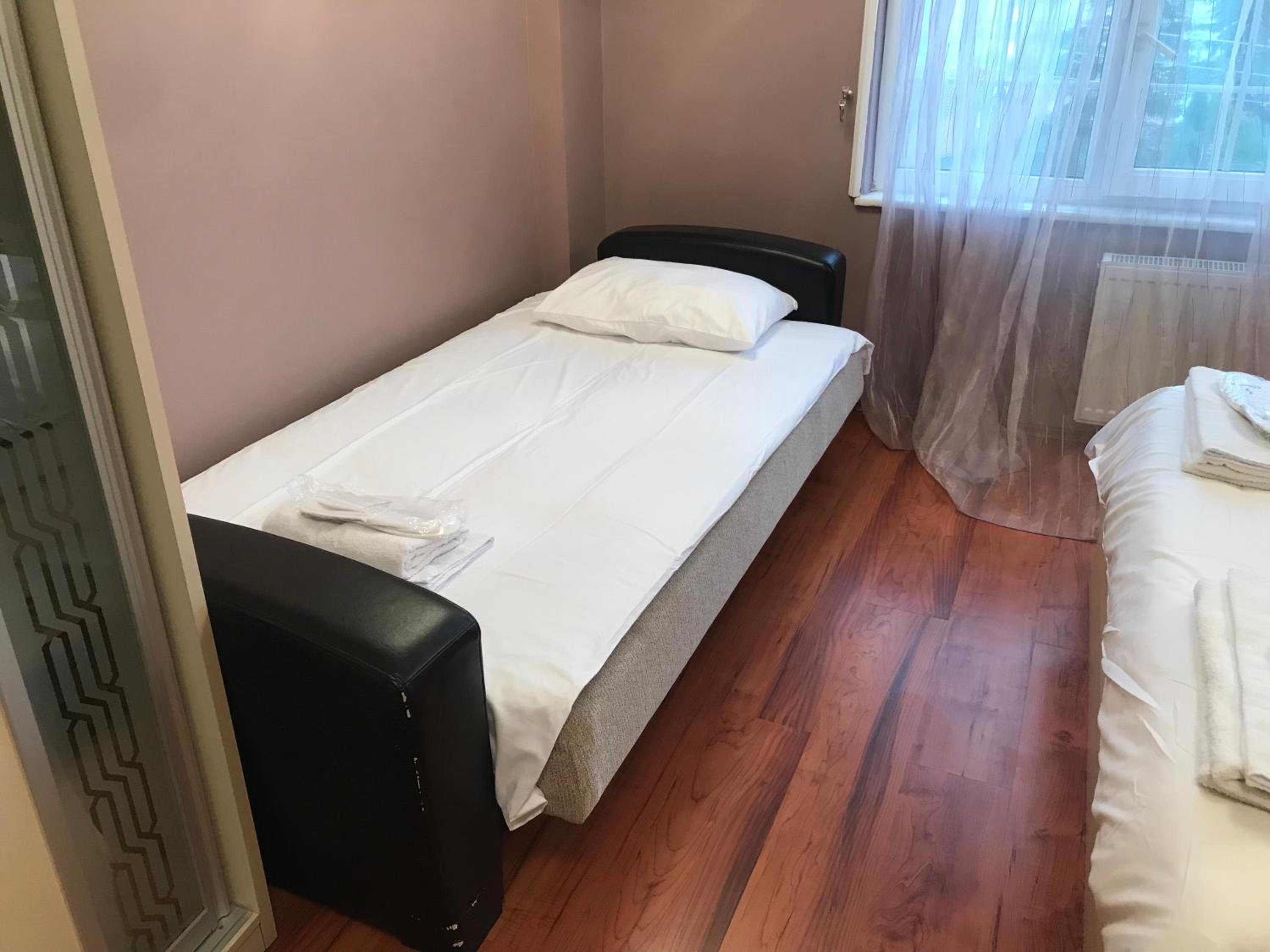 Sapanca Site İçerisinde Müstakil Havuzlu Villa Nisa
