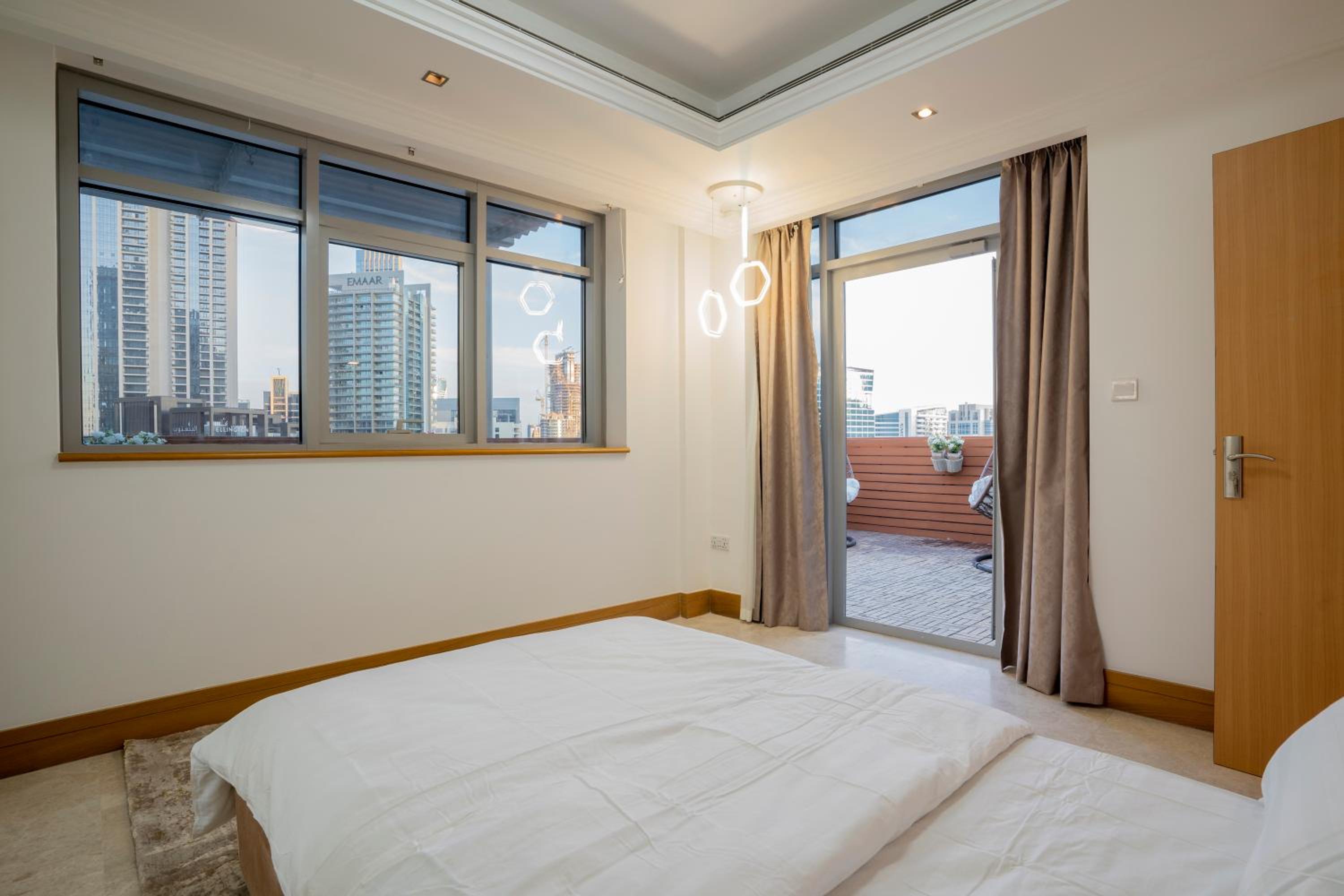 3 Bedroom Condo w terrace facing Burj Khalifa.