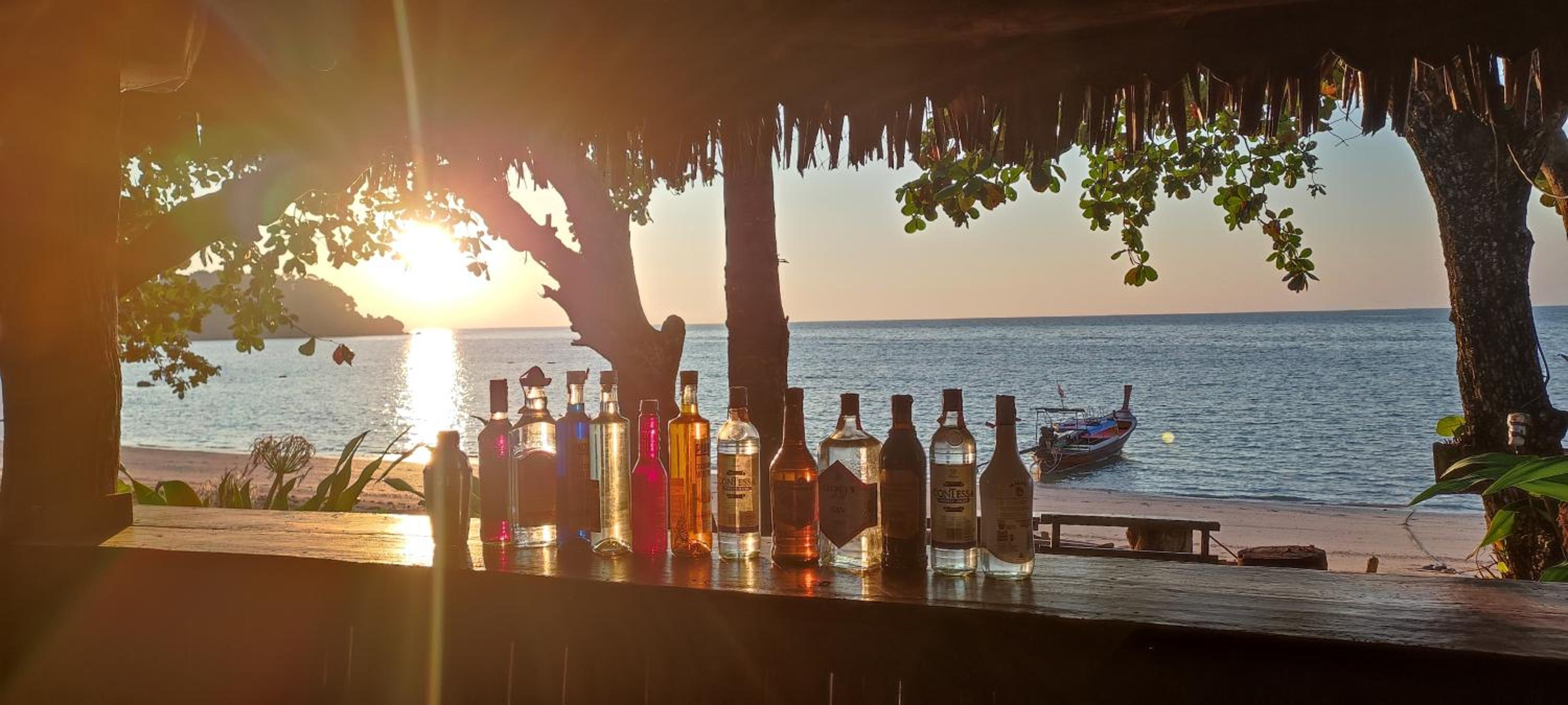 bar