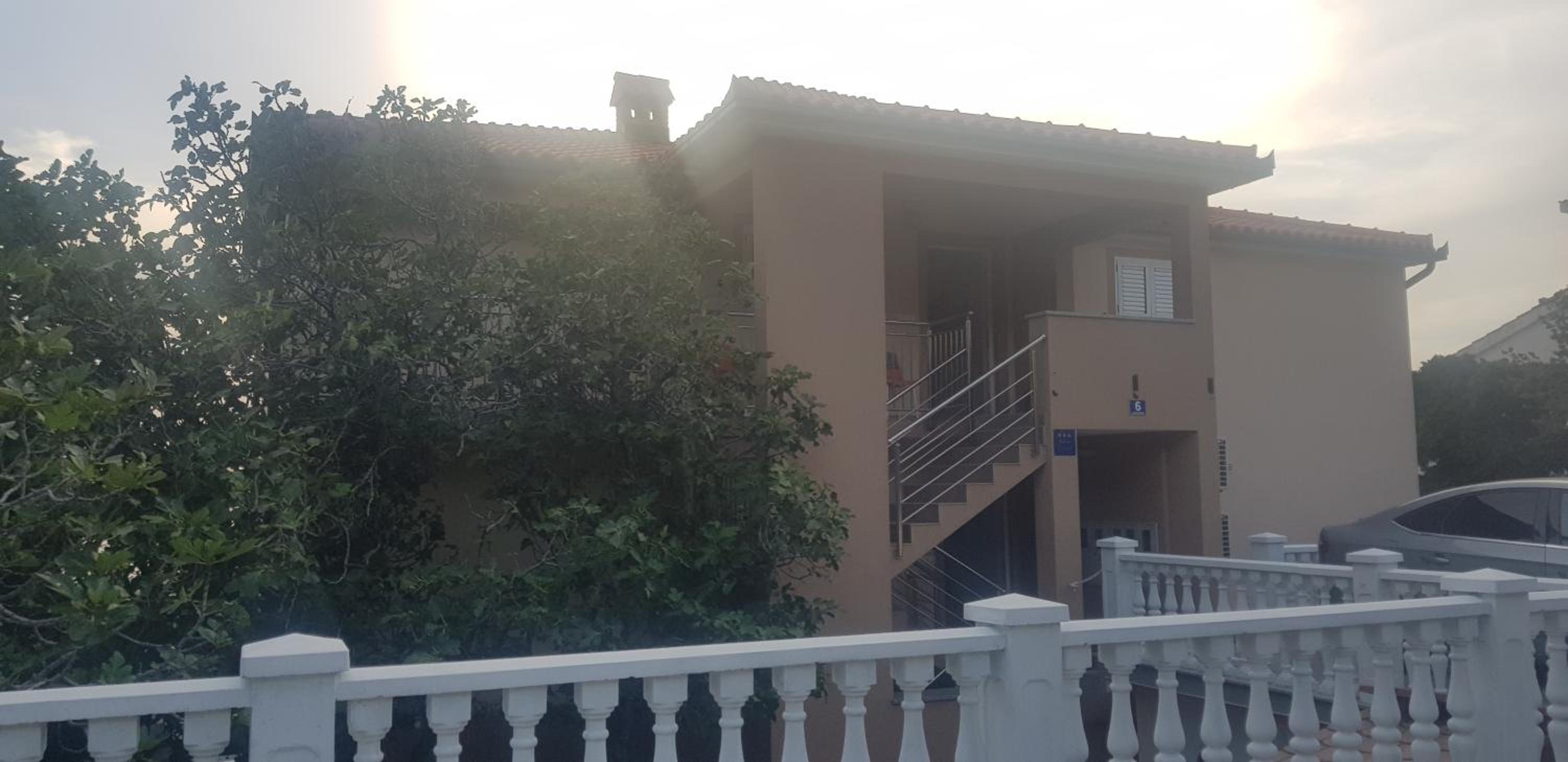 Apartmani Mira view 2