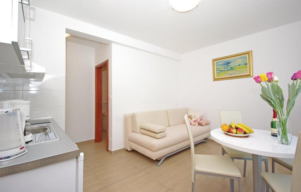 Apartmani Mila Brela