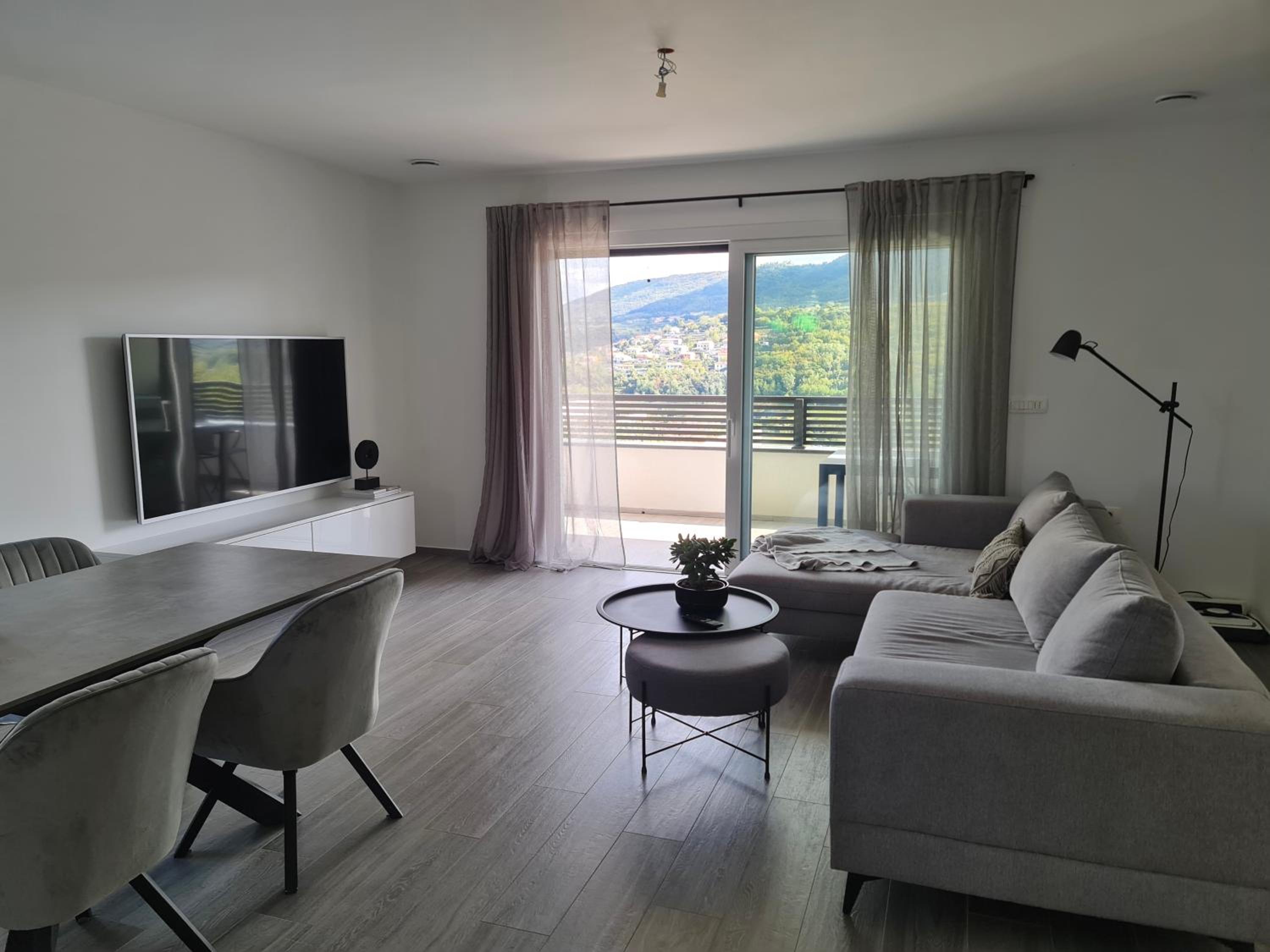 Villa Capris apartments