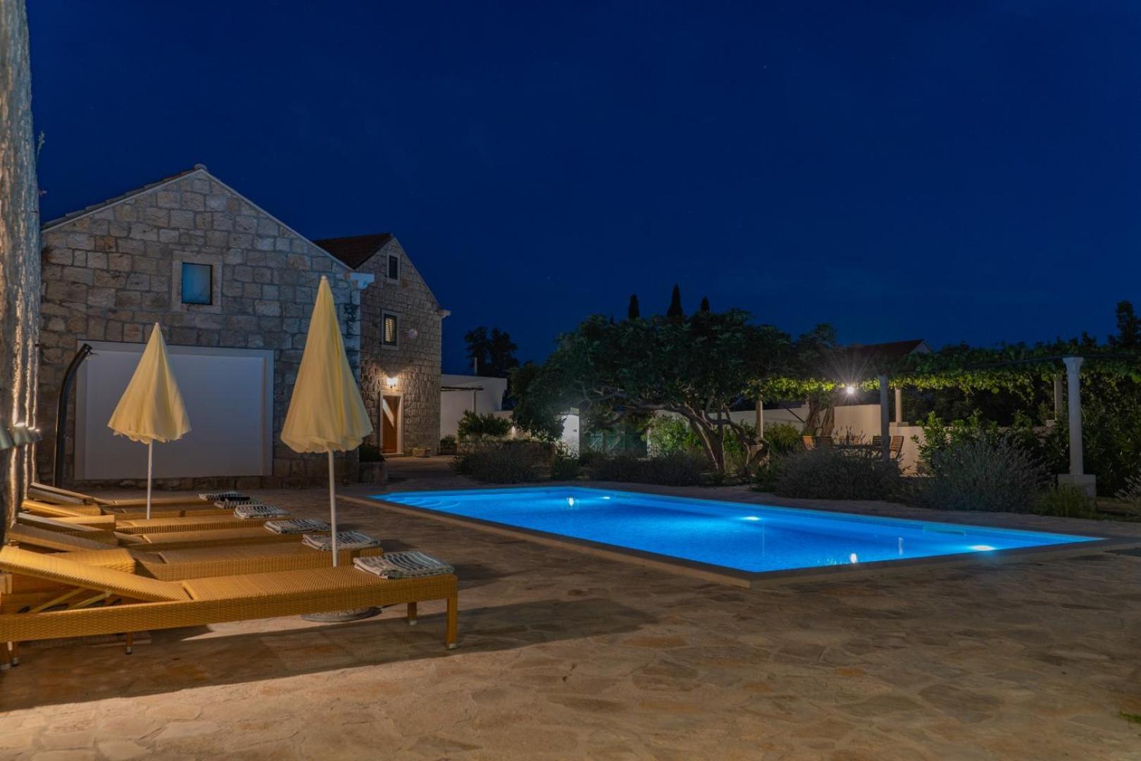 Hotel Villa Luic - Image 1