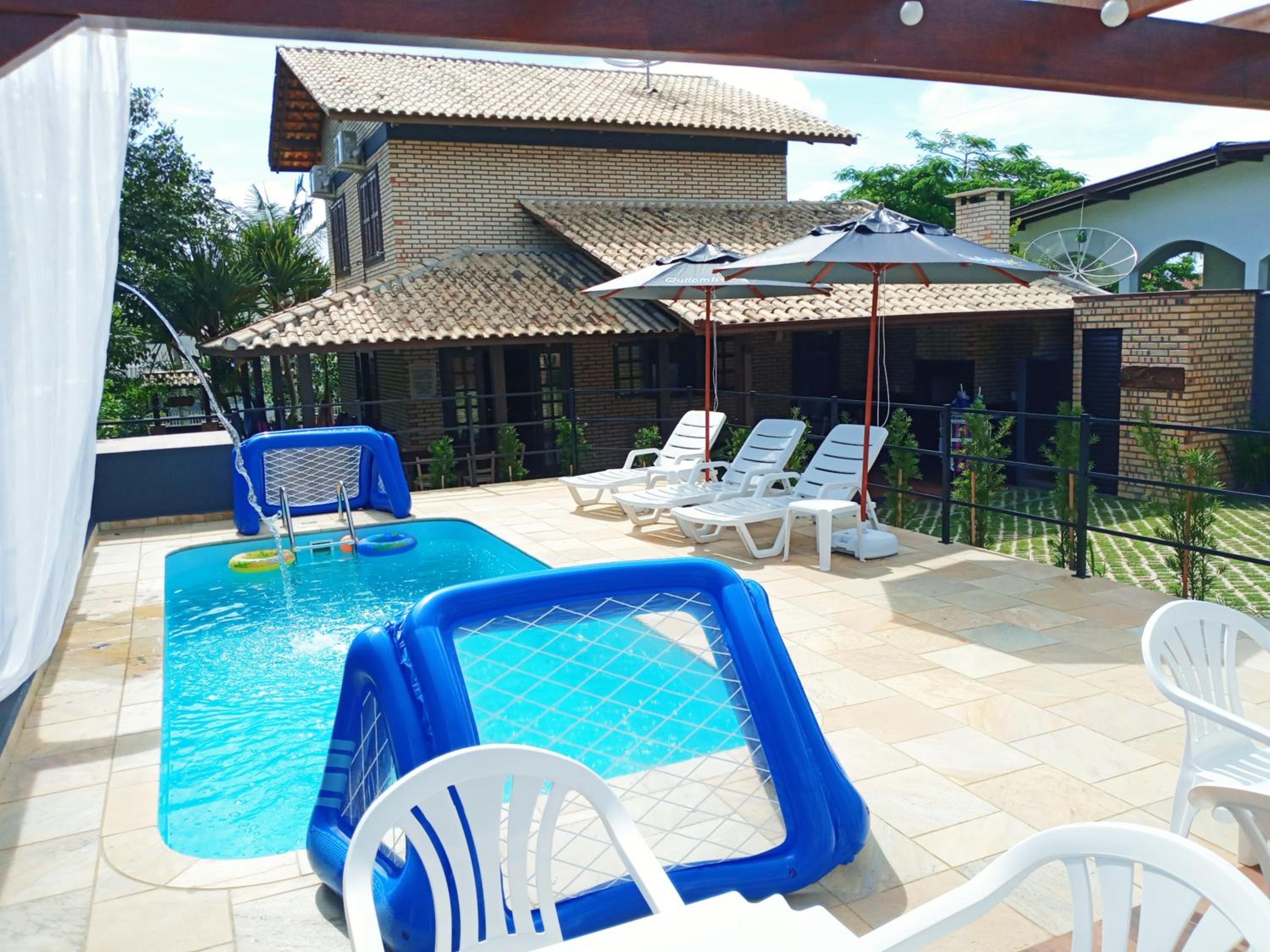 Casa REFÚGIO DO QUILOMBO, com Piscina Aquecida, 16 pessoas - Penha - SC
