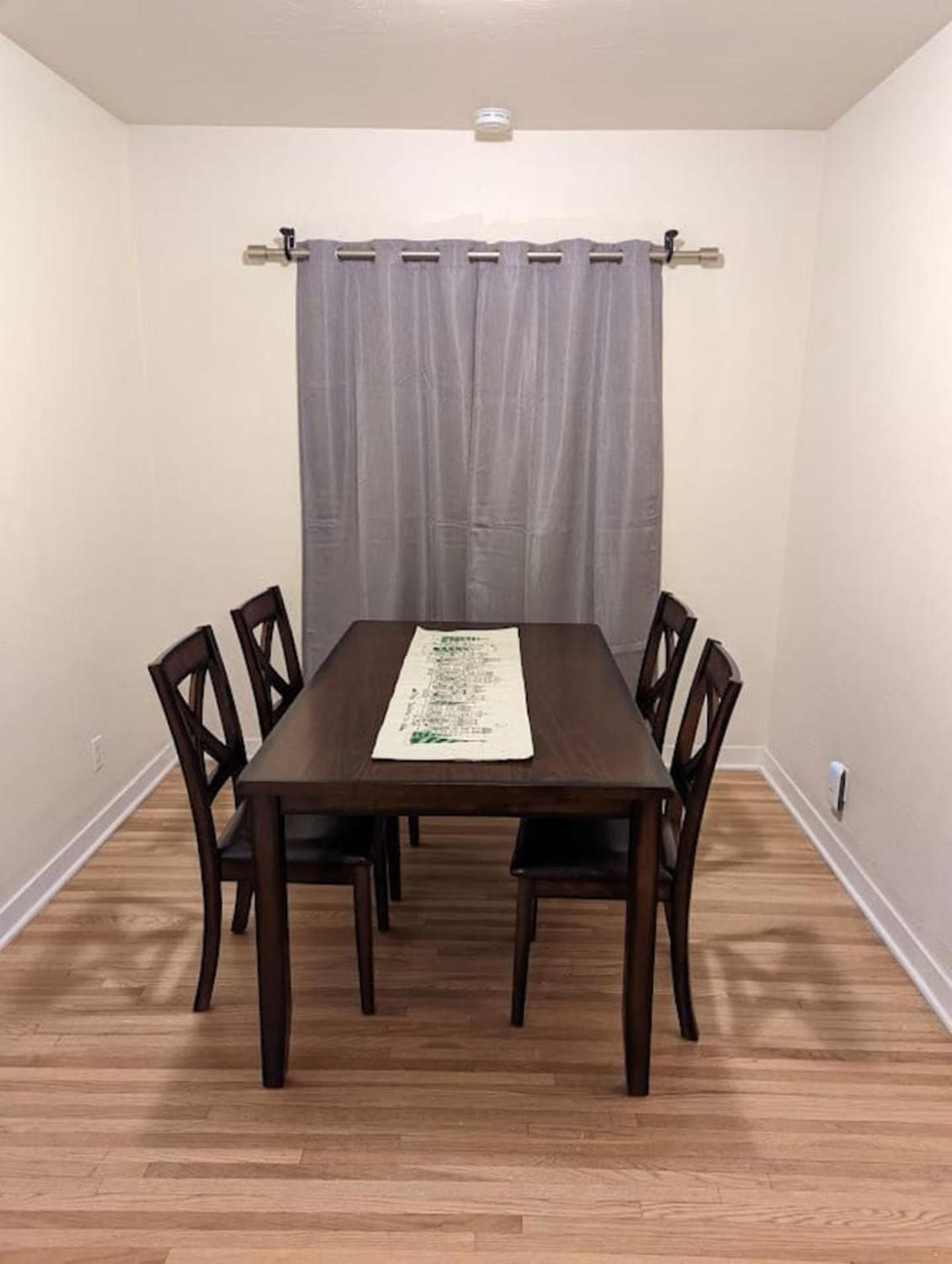 Amazing 2BR Home - Steps to UNM North Campus