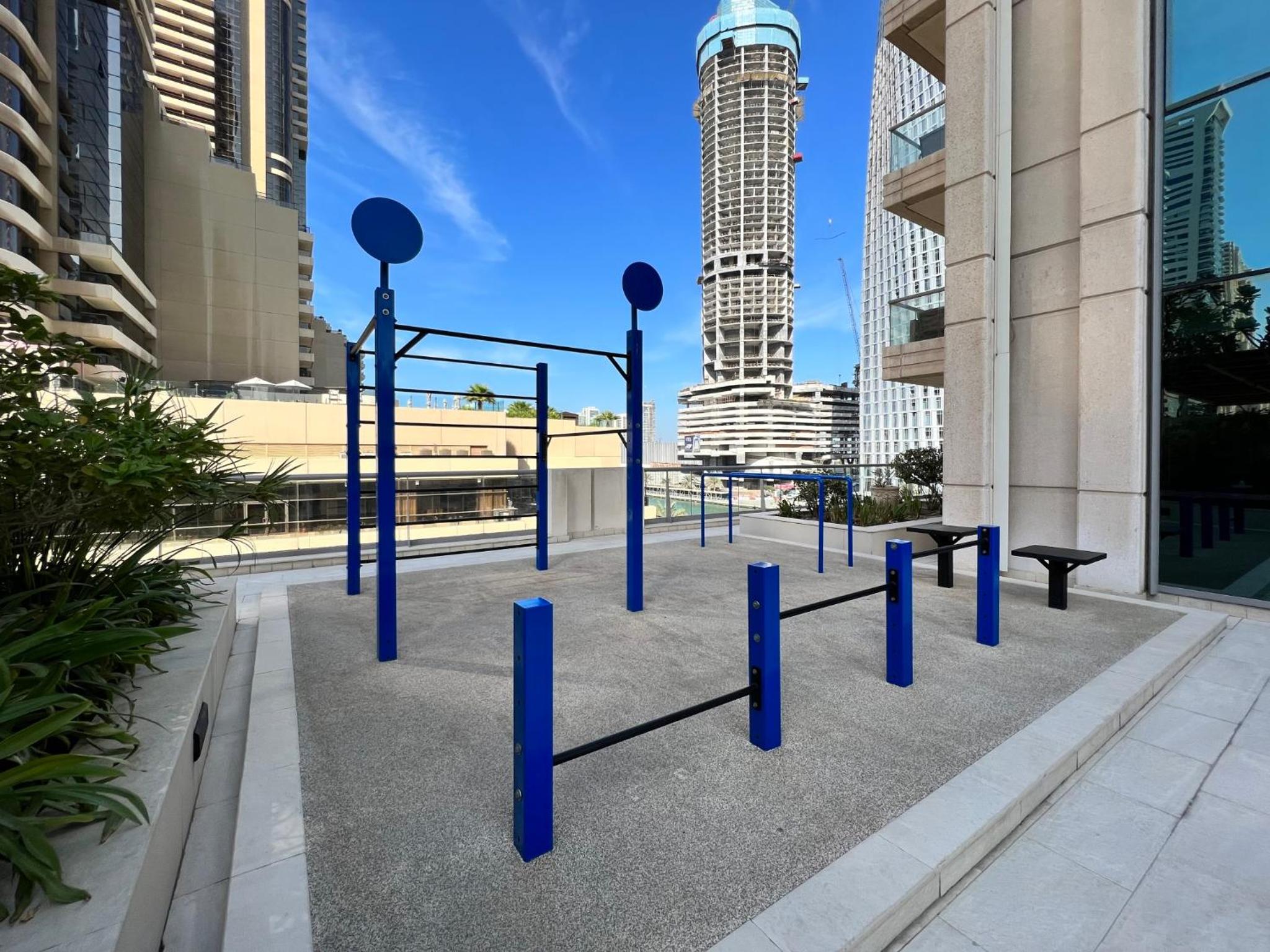 The Smart Concierge - Iris Blue