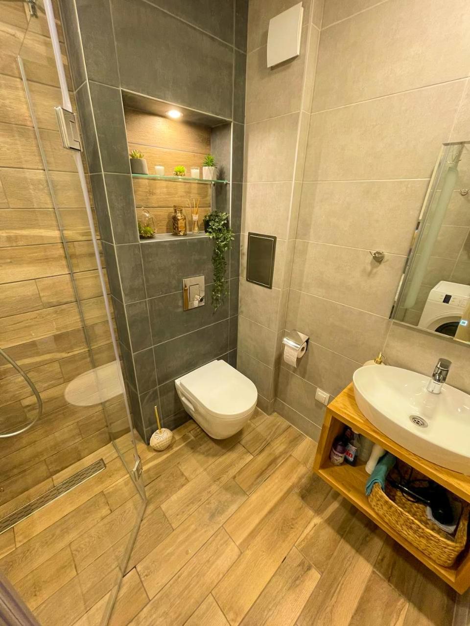 Saint Constantine and Helena Premium Apartments