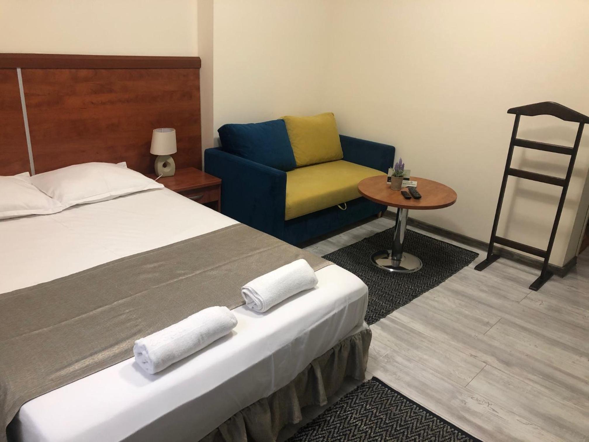 Guest Rooms Donovi