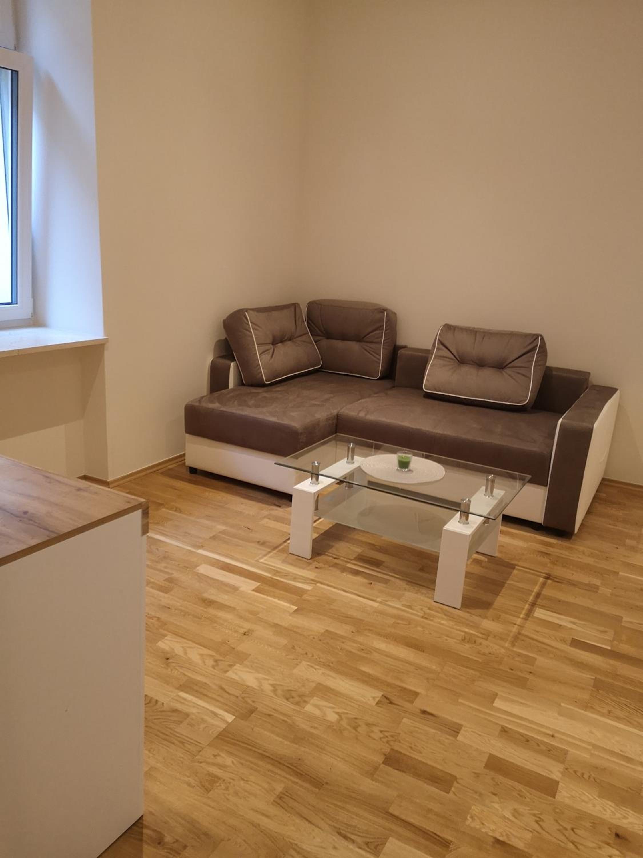 Topolowa Apartament z klimatem- Topolowa/Rynek/PKP