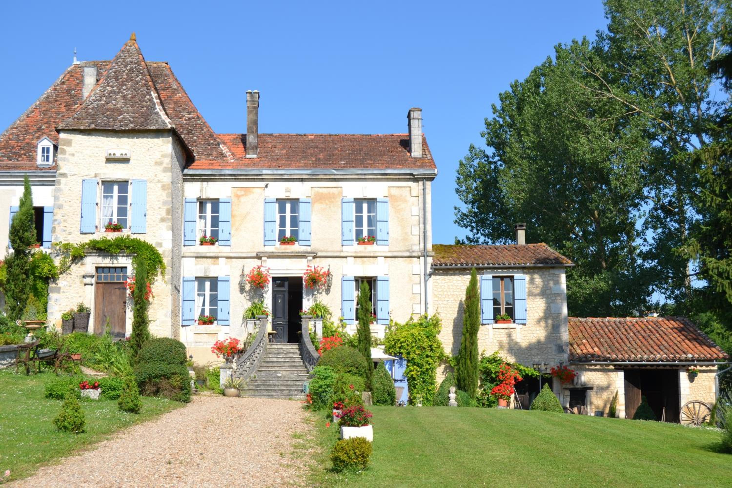 Manoir La Breuille view 2