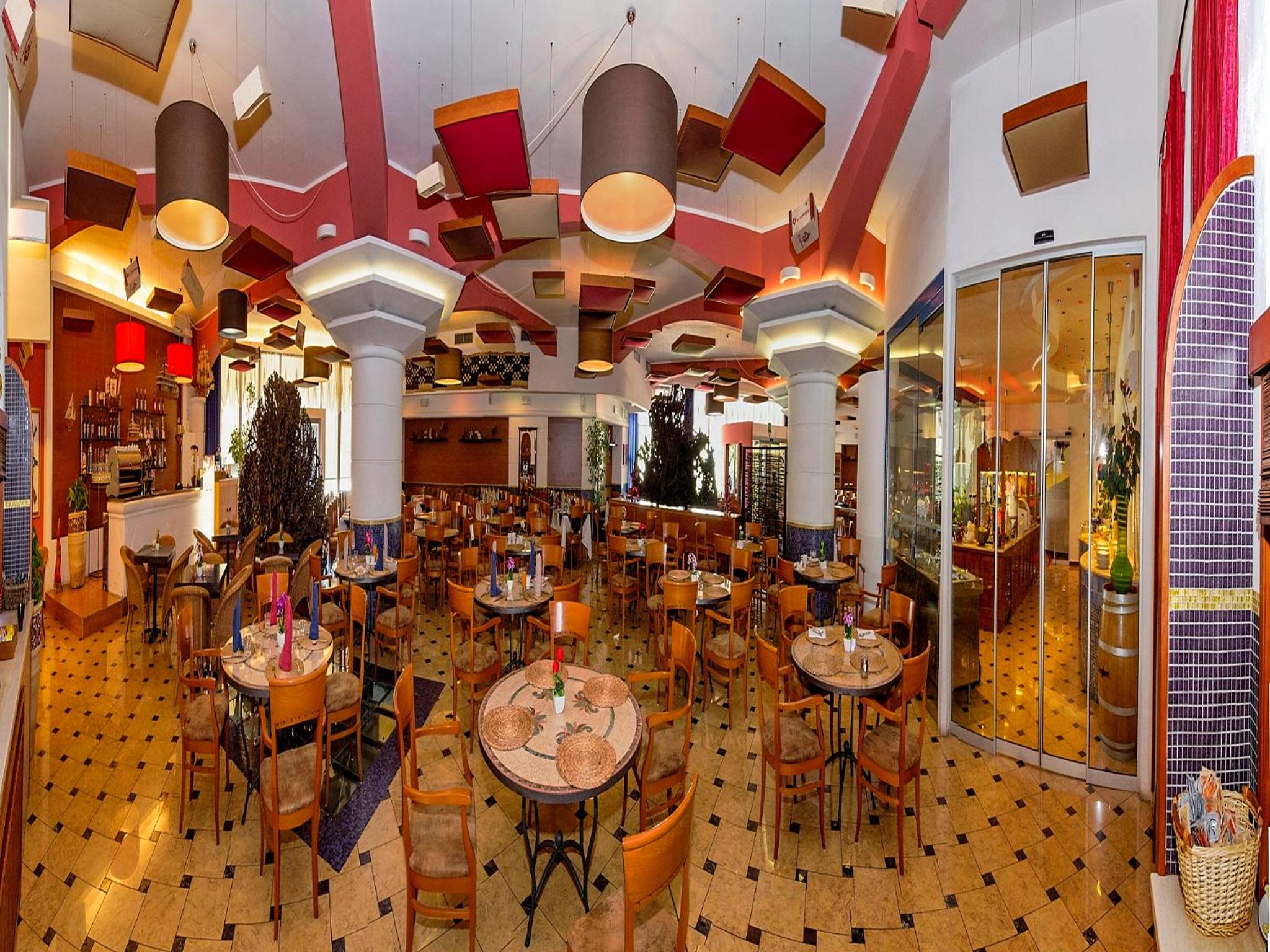 restaurant