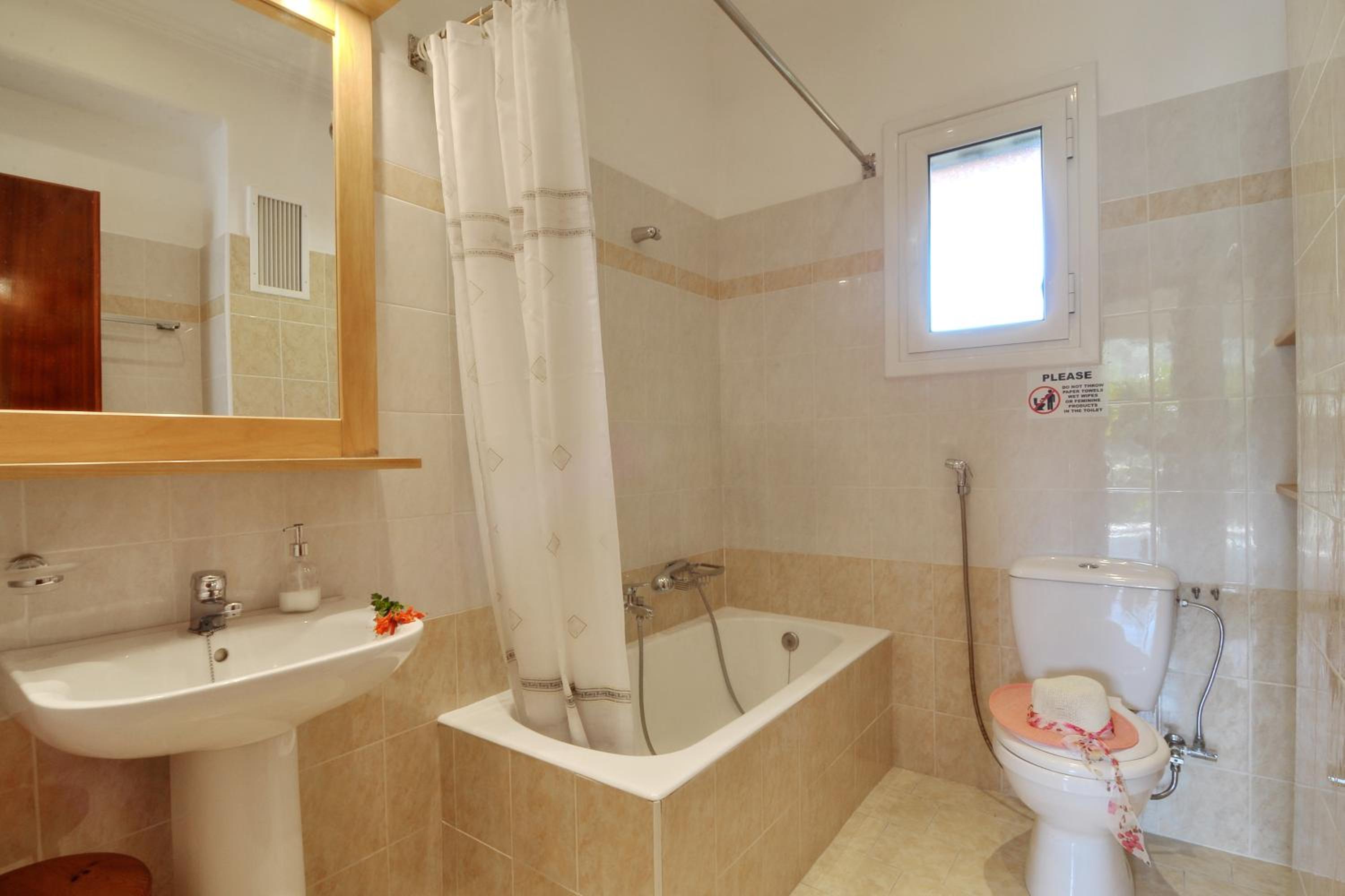 Marilena Studios And Apartments
