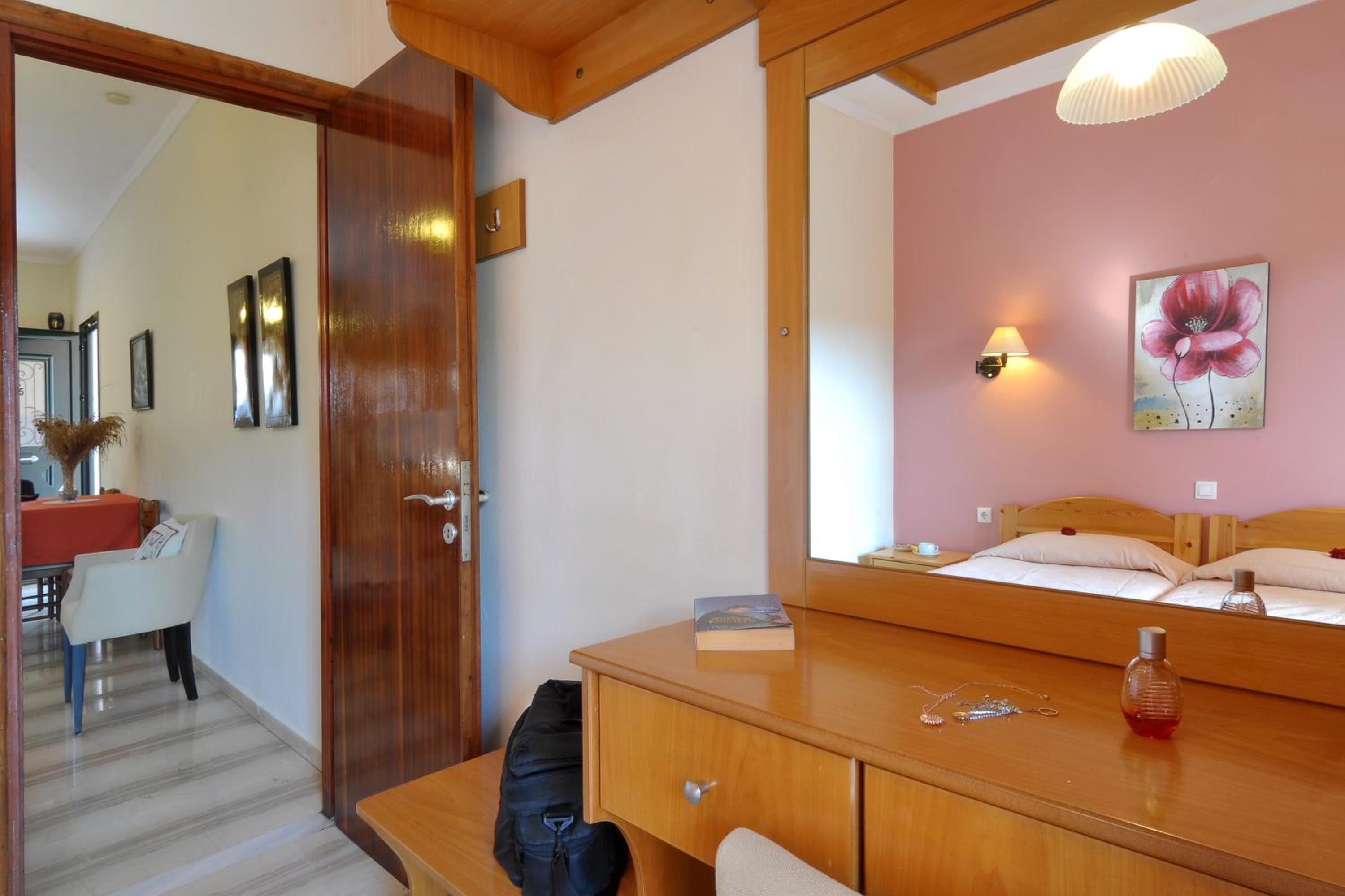 Marilena Studios And Apartments photo 4