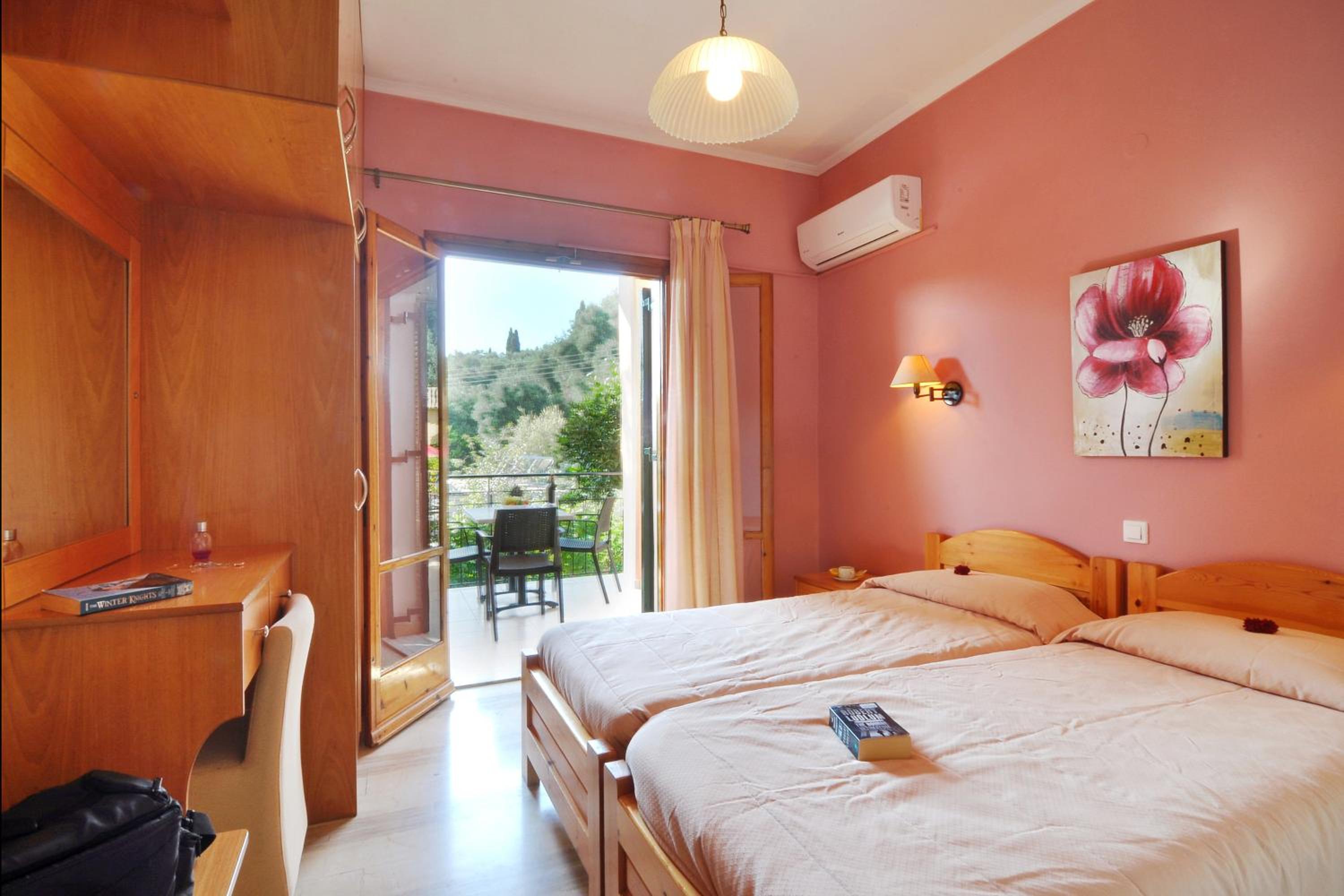 Marilena Studios And Apartments