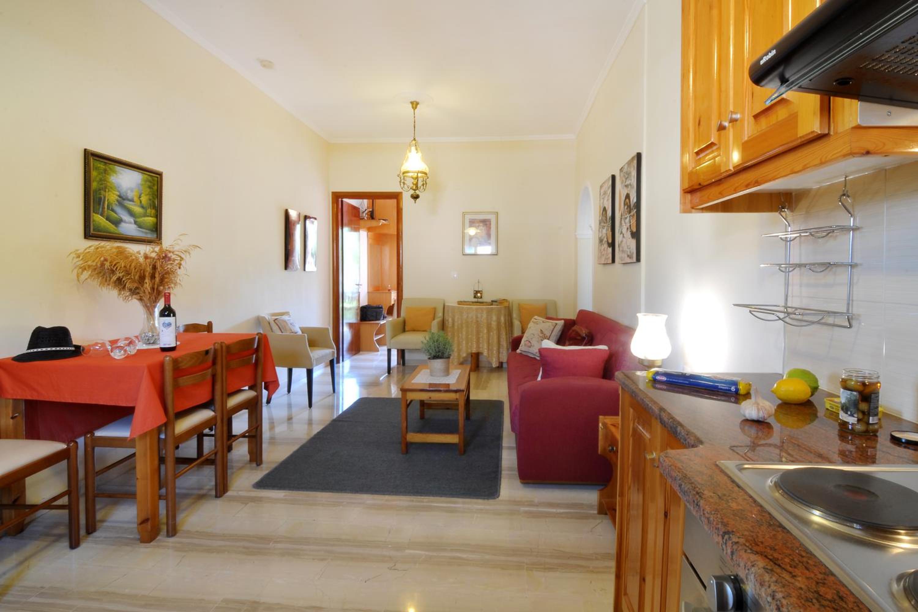 Marilena Studios And Apartments