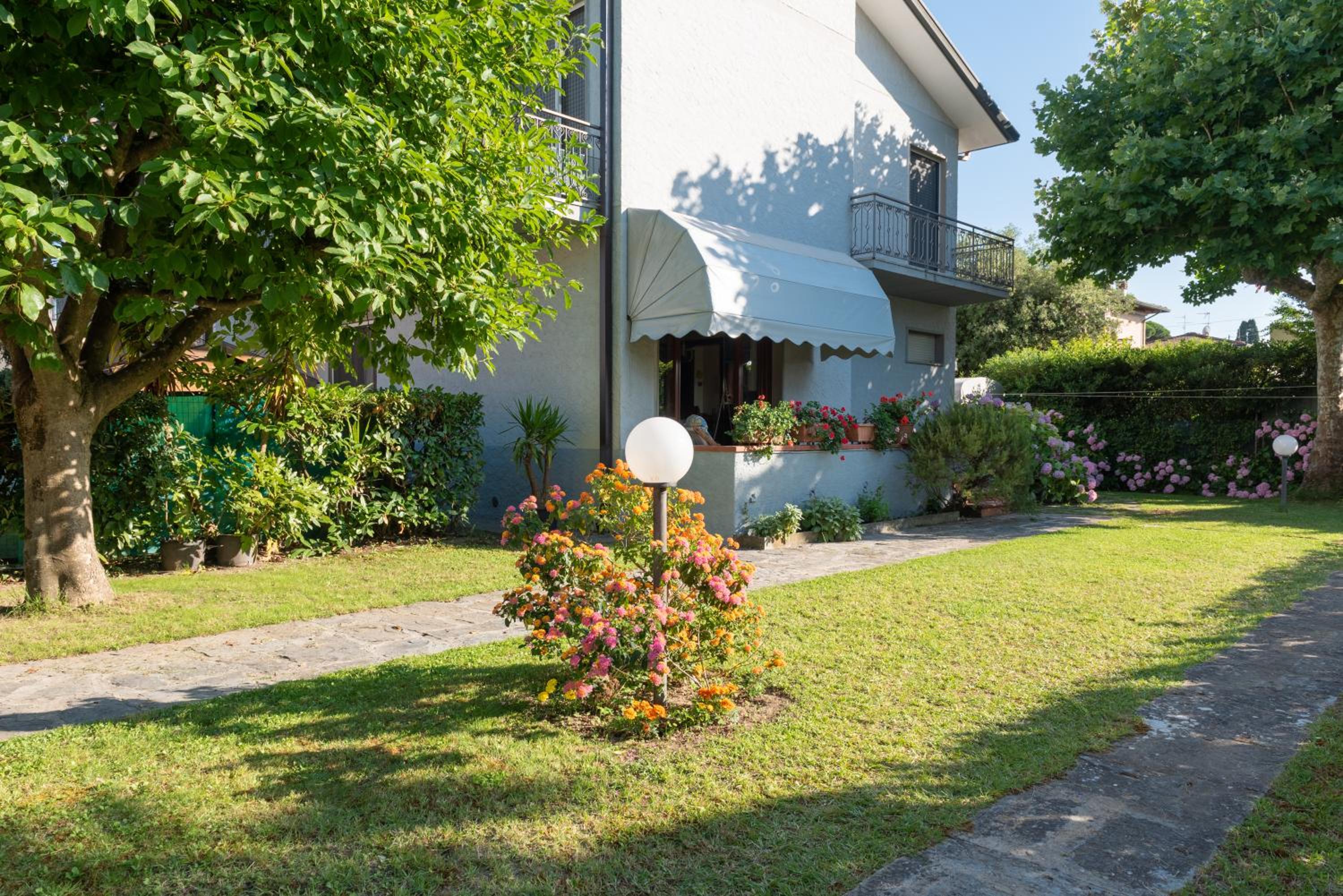APARTMENT HOLIDAY VERSILIA