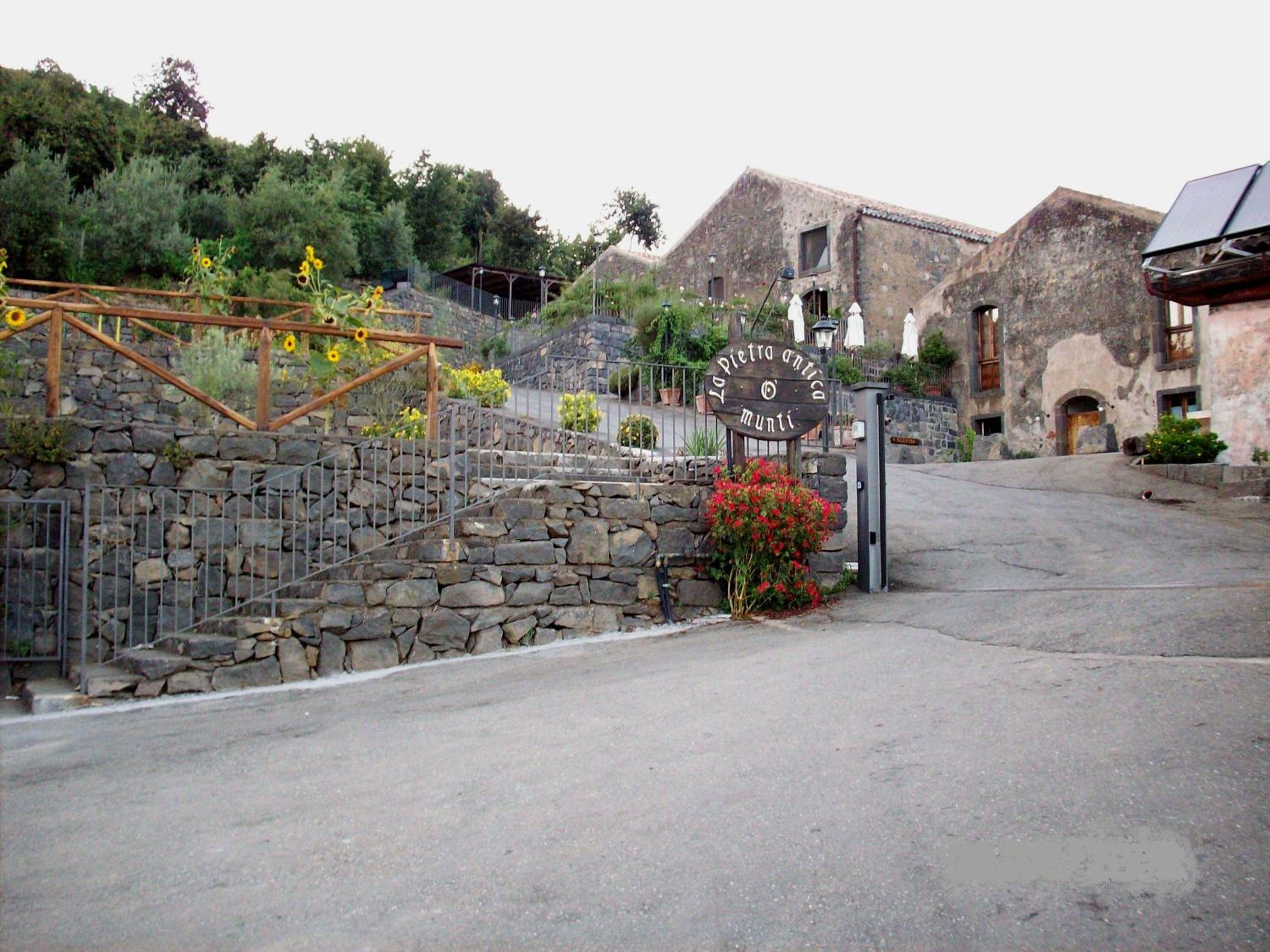 La Pietra Antica O' Munti