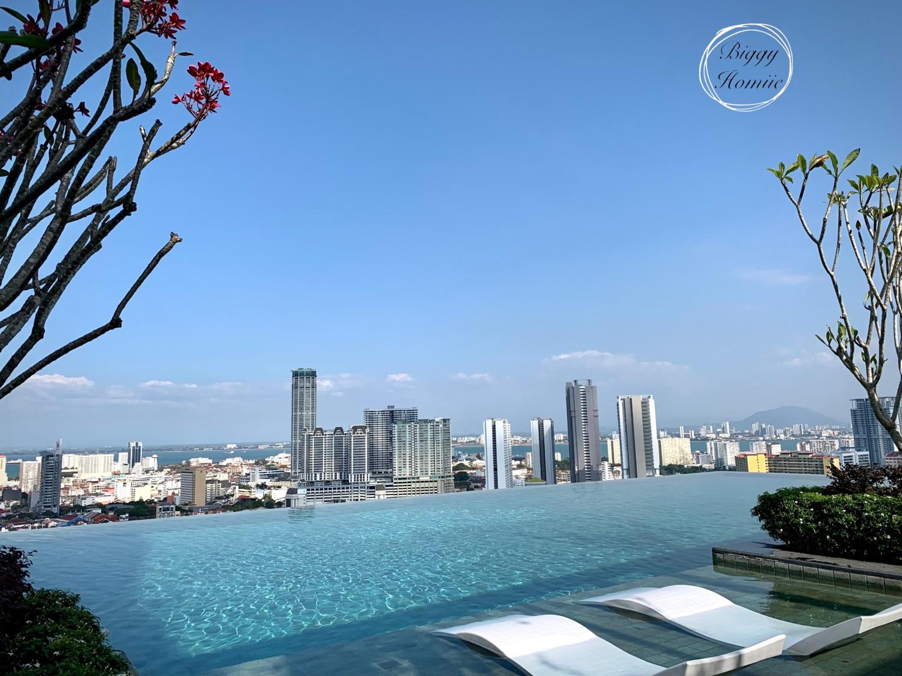 Hotel Beacon Executive Suites Georgetown by Biggy Homiie - Image 1