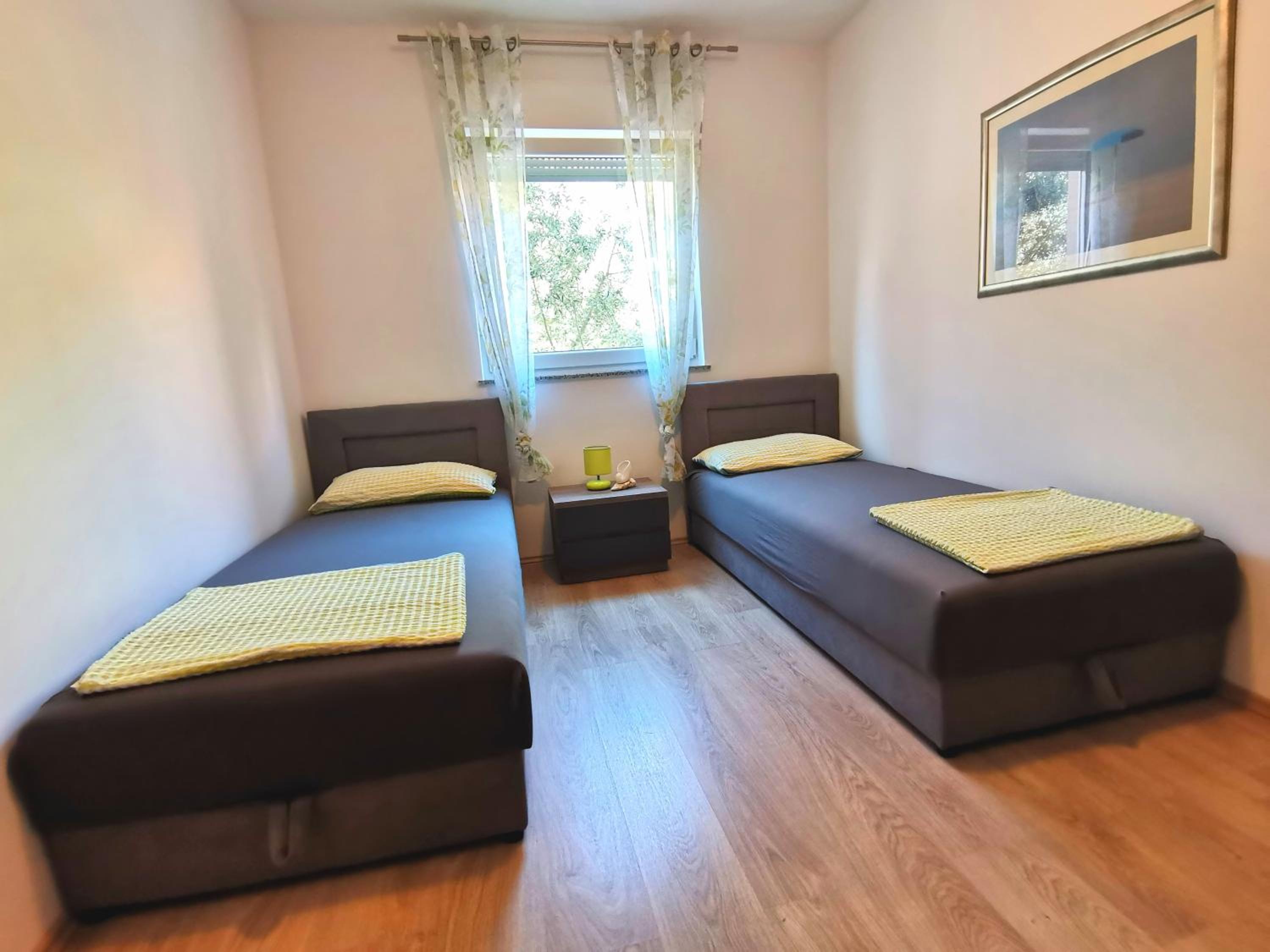 Apartment Leona