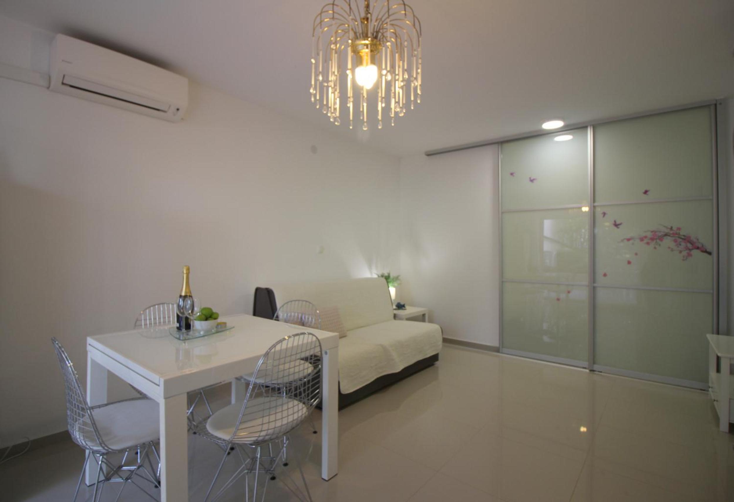 Modern apartment Zen with private garden view 5