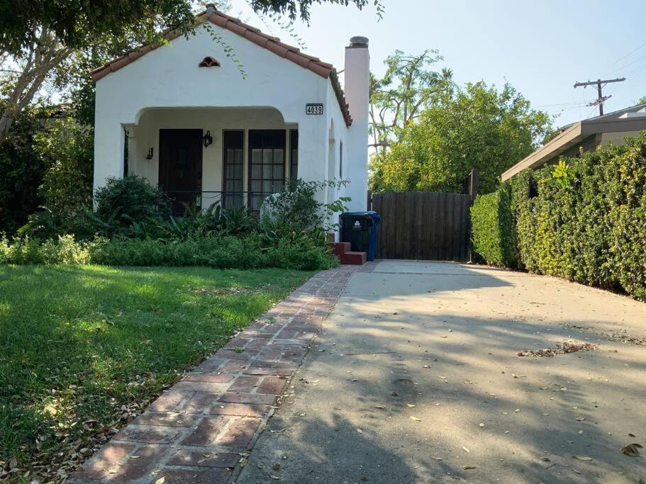 House, walking distance from Universal Studios