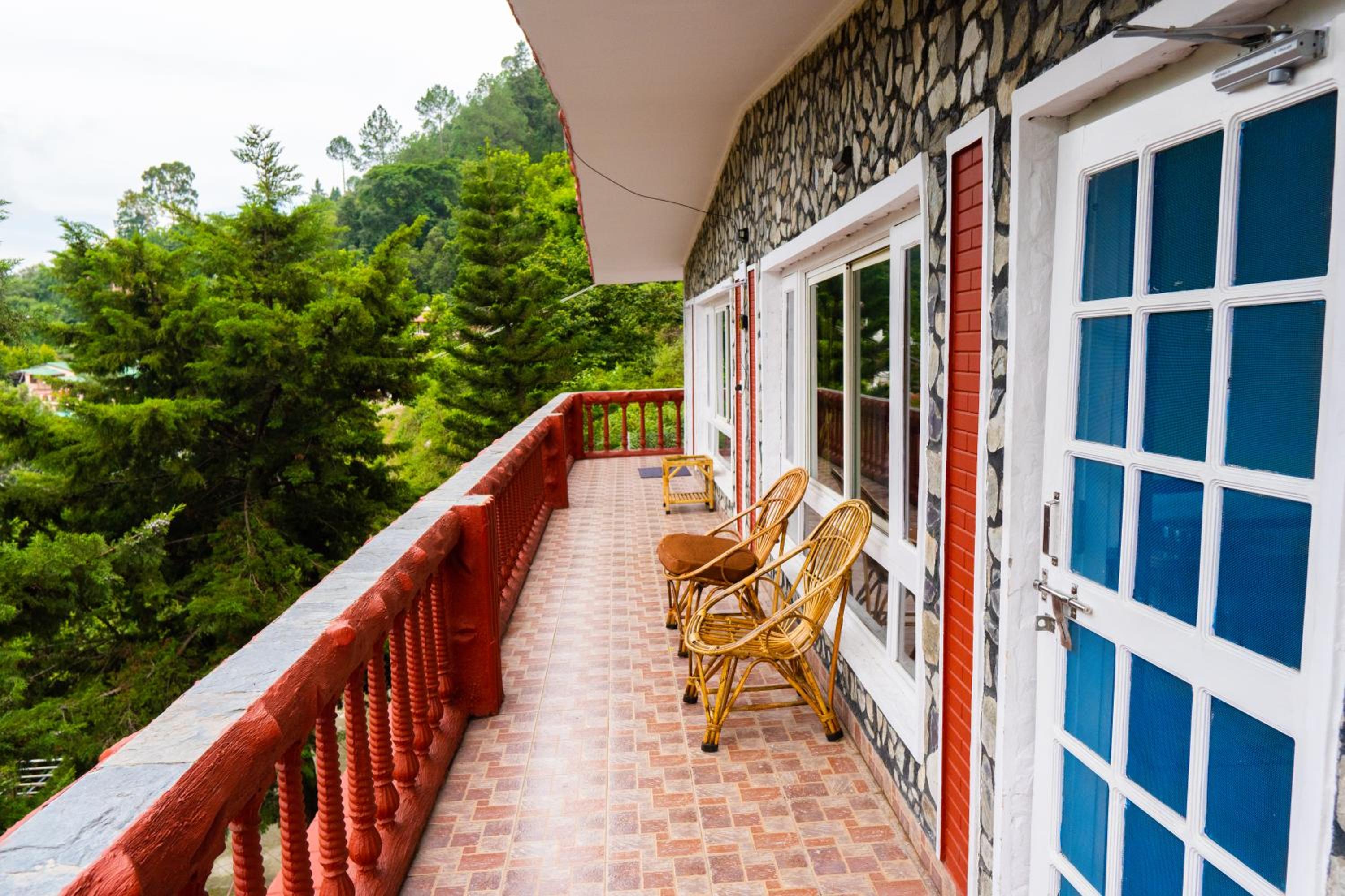 Tarana Cottage by Namastexplorer